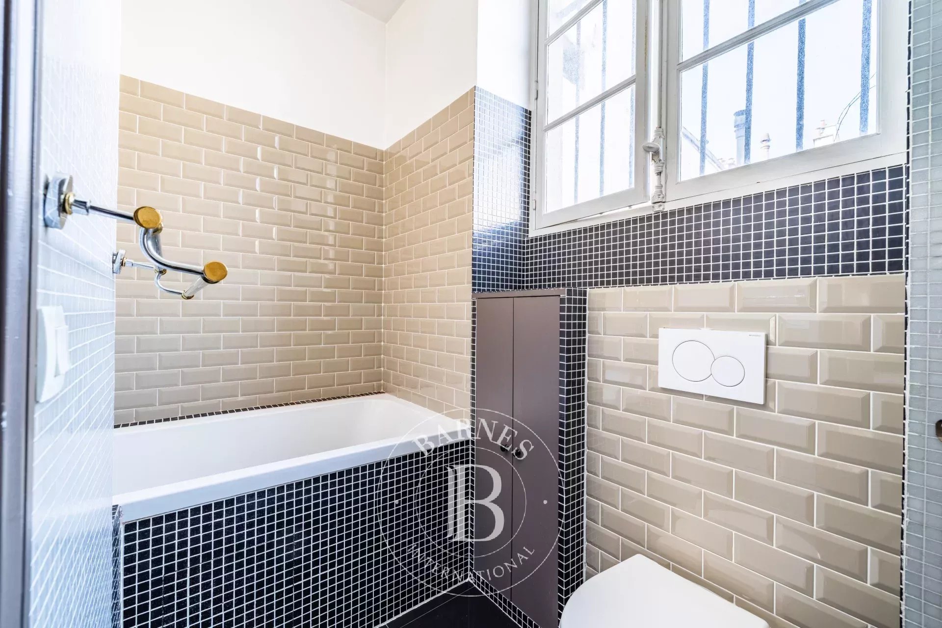 Daire Paris 3ème - picture 10