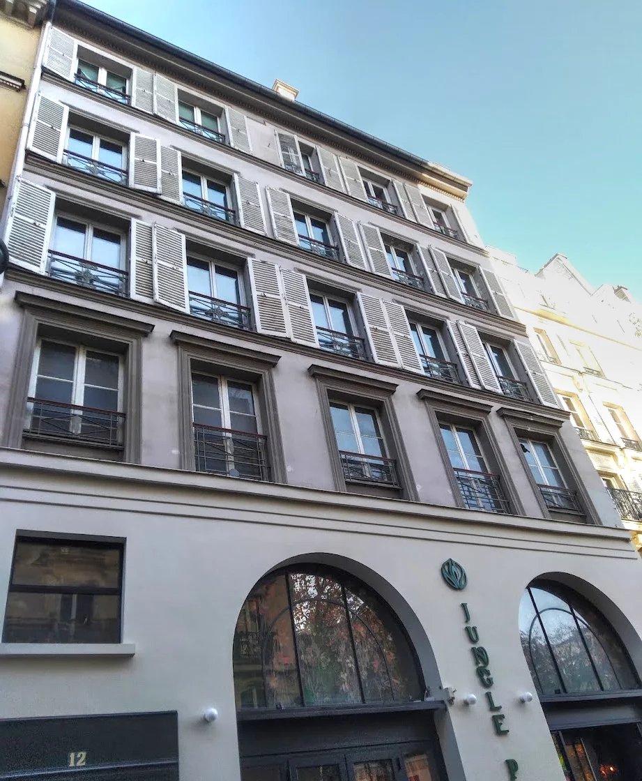 DUPLEX LUMINEUX DANS LE 10e