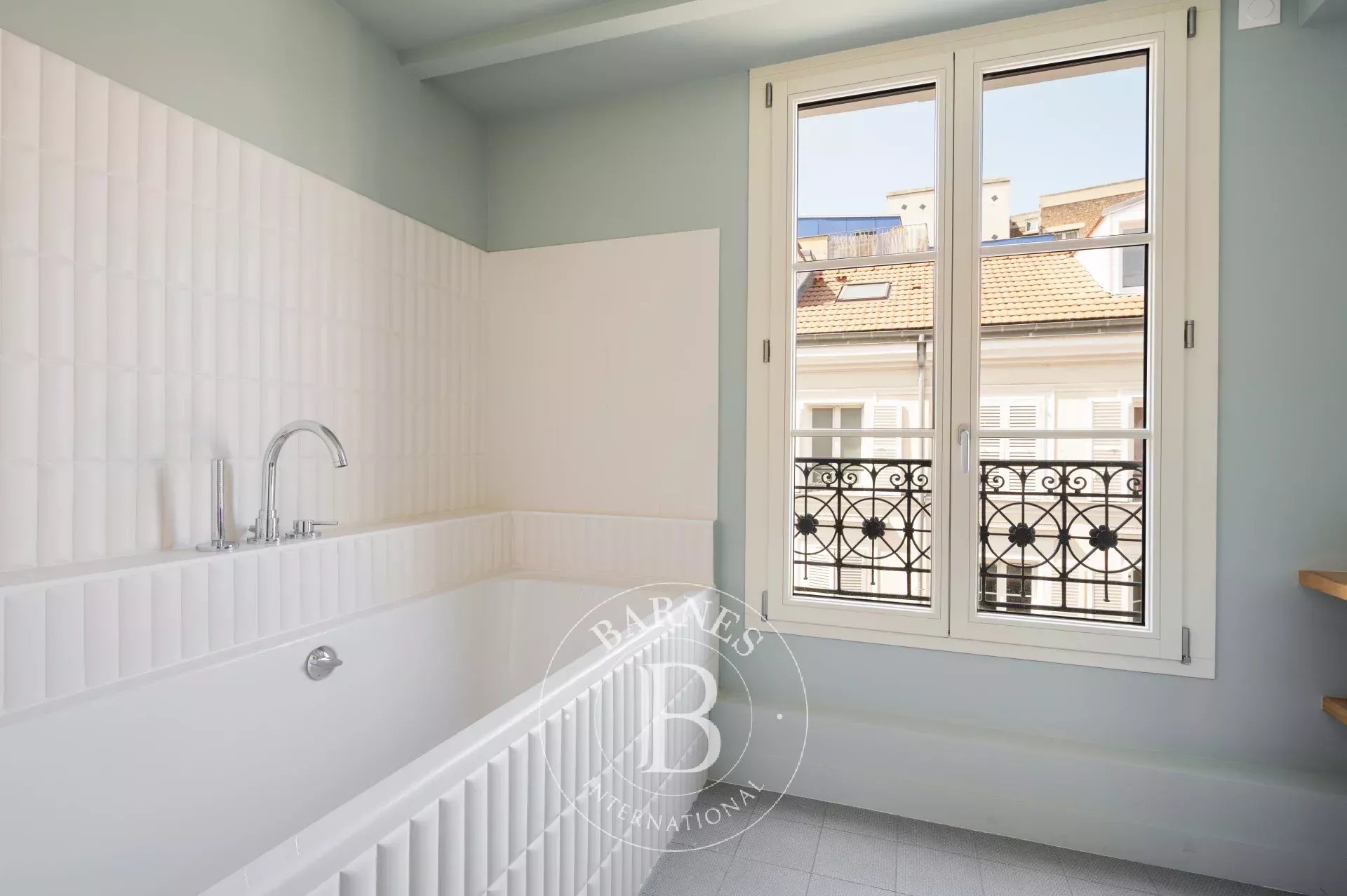 Clichy  - Duplex 3 Bedrooms - picture 14