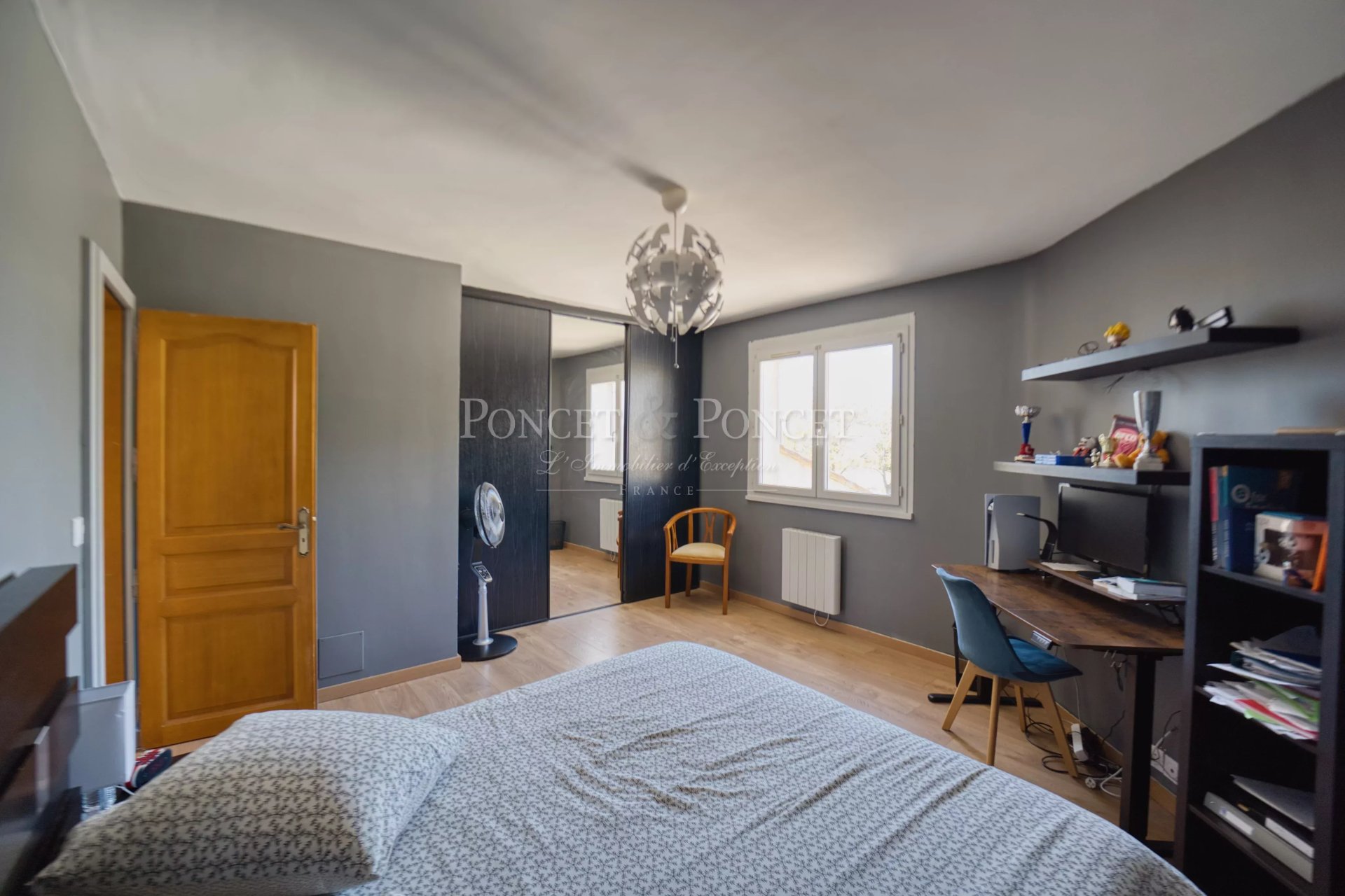 5 Bedroom Villa/Townhouse's Image 12