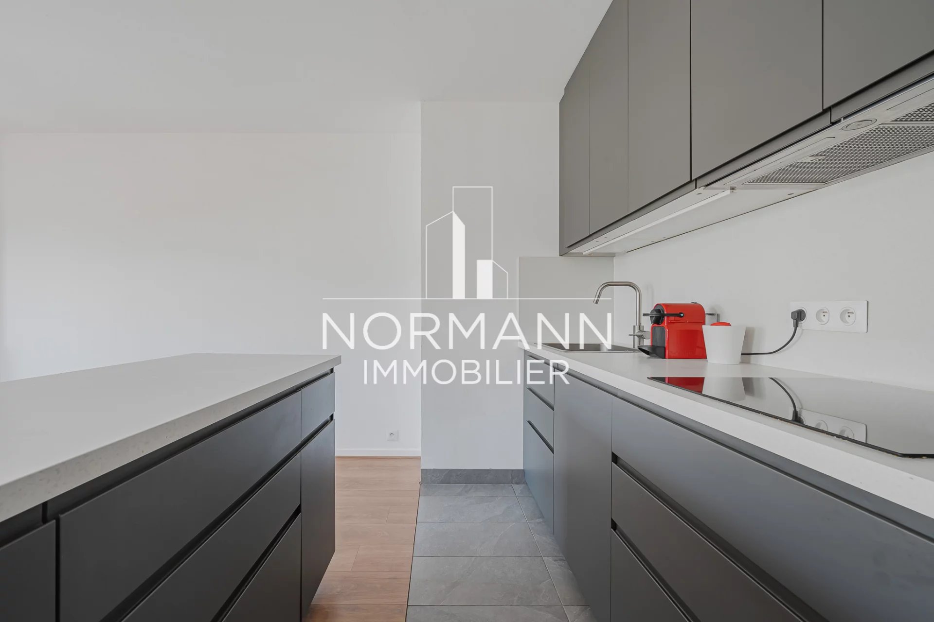 Sale Apartment Levallois-Perret Front de Seine