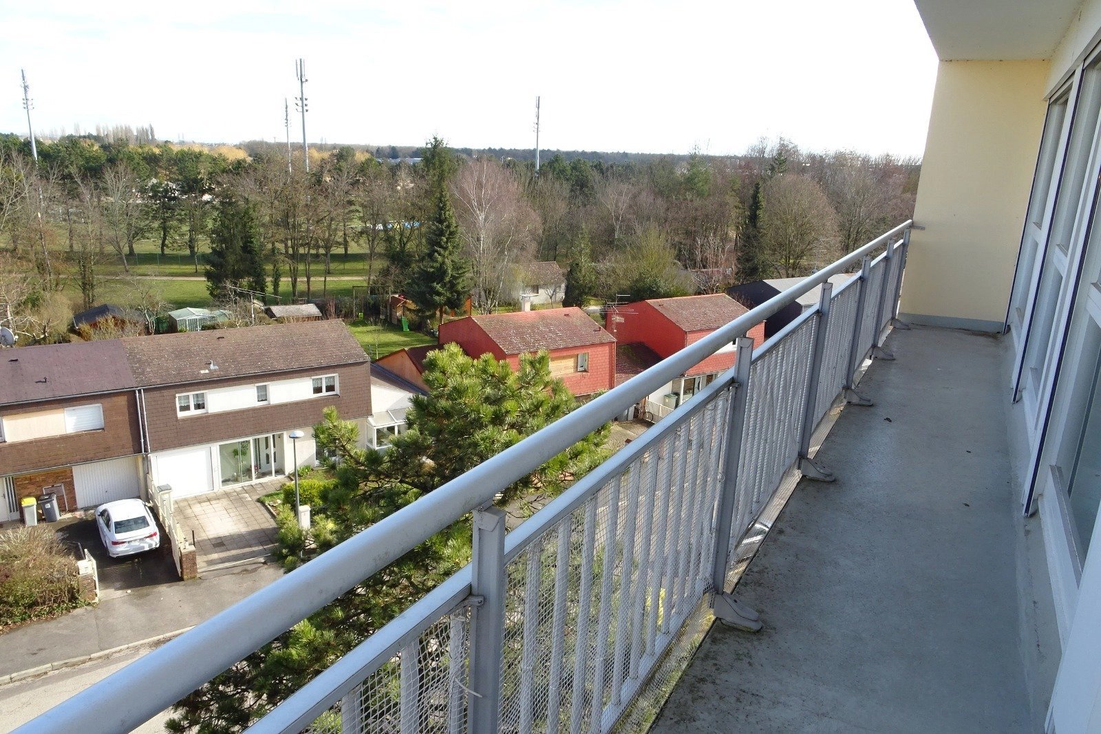 CHEVIGNY ST SAUVEUR APPARTEMENT T4