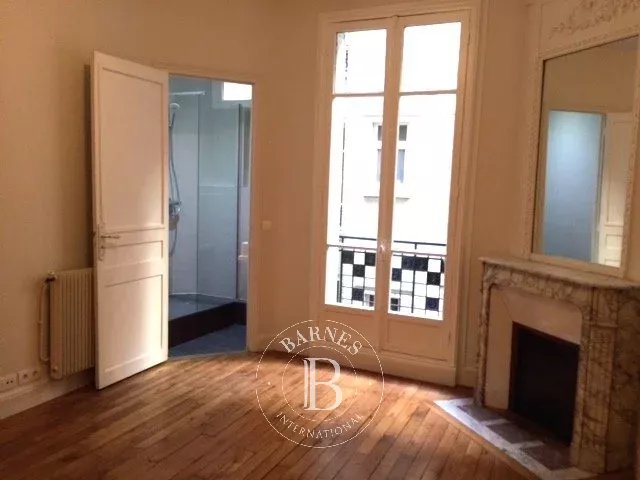 Paris  - Apartment 2 Bedrooms - picture 3