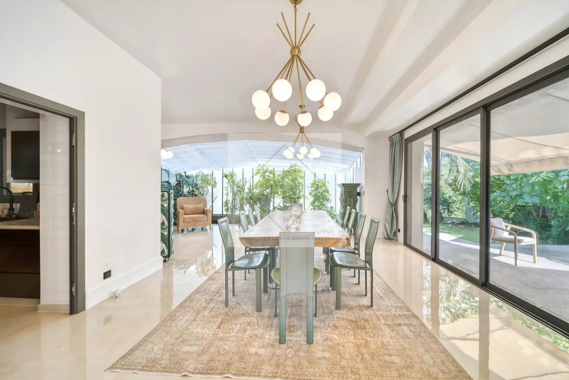 VILLA D’EXCEPTION — SAINT-PAUL-DE-VENCE — photo 4