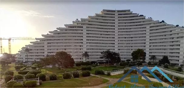 Agence immobilière de SELECT AZUR IMMOBILIER