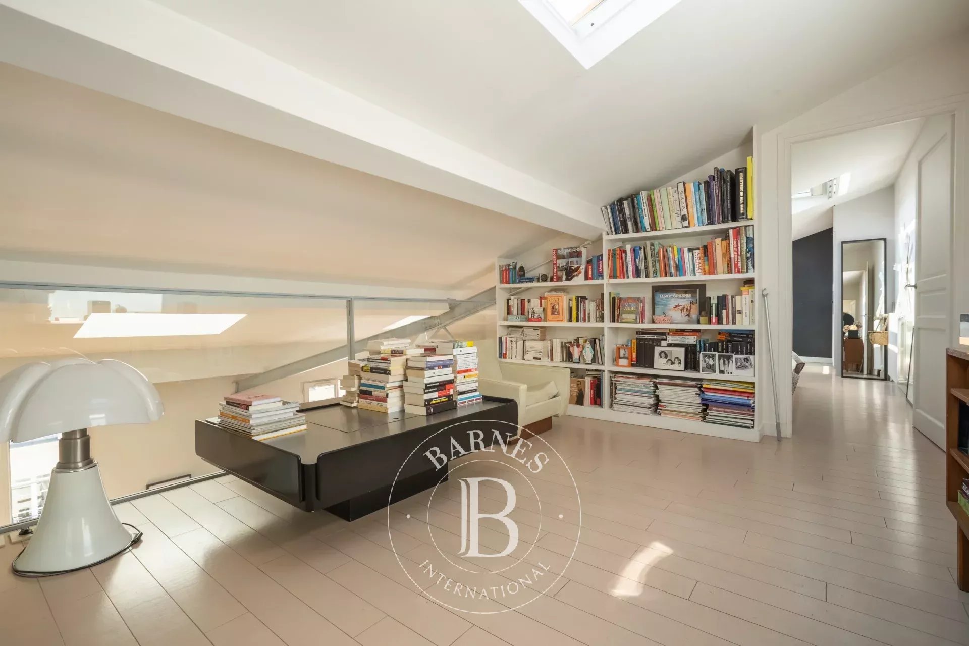 Daire Paris 10ème - picture 9