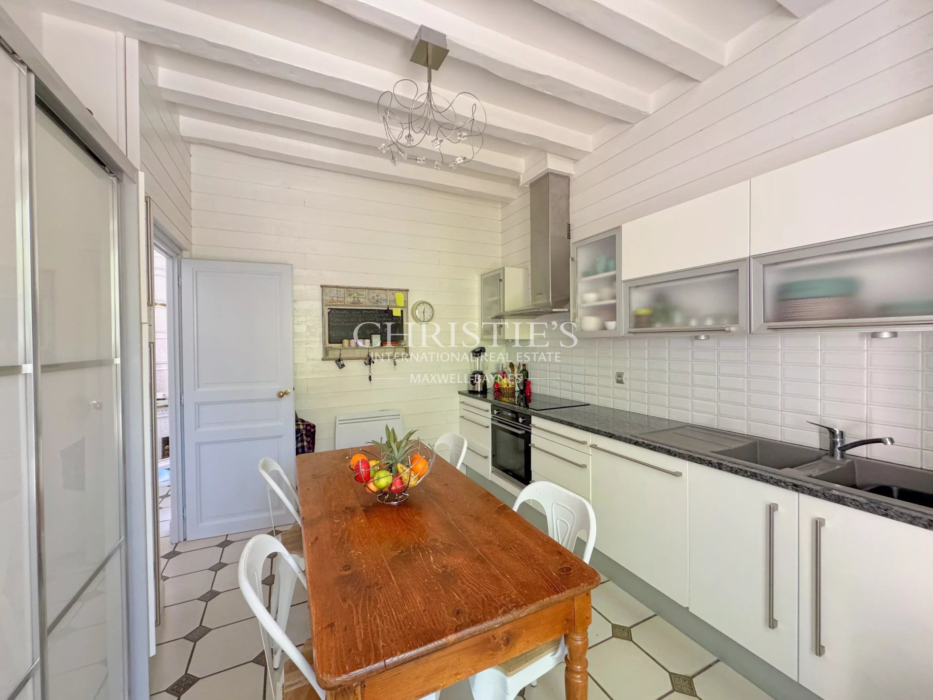 4 Bedroom Villa/Townhouse's Image 12