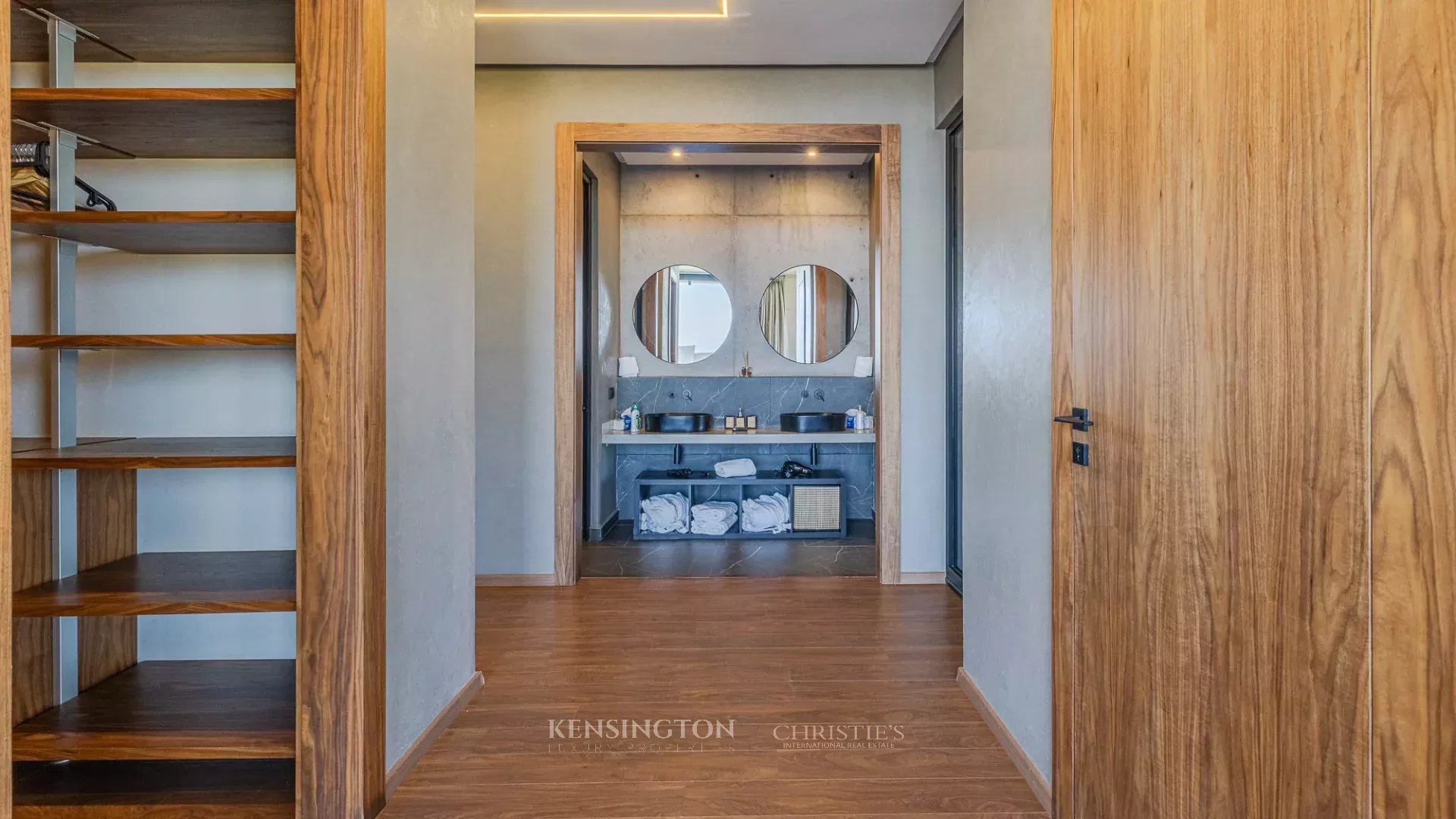 5 Bedroom Villa/Townhouse's Image 26