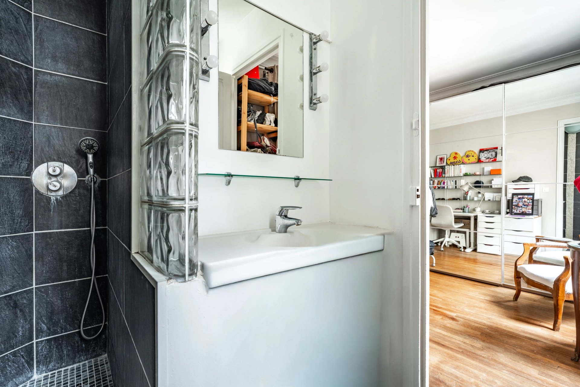 4 Bedroom Apartment/Flat's Image 3