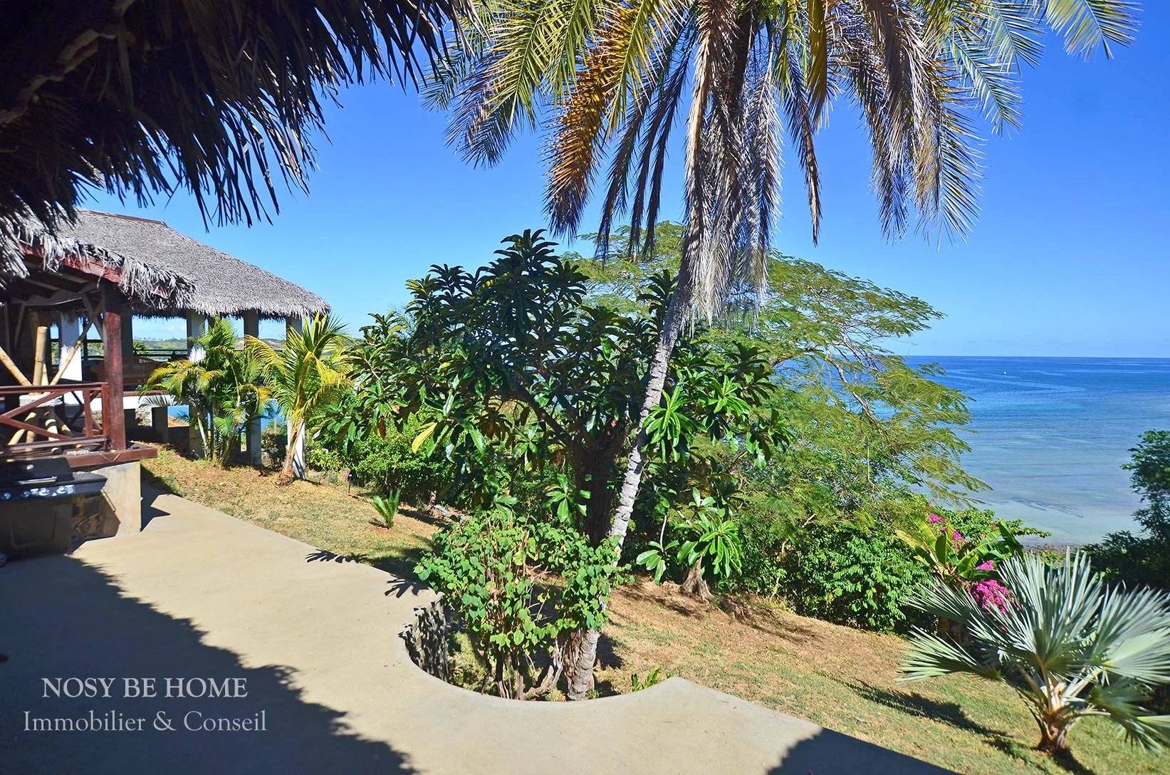 Jolie villa de charme en résidence avec vue panoramique océan