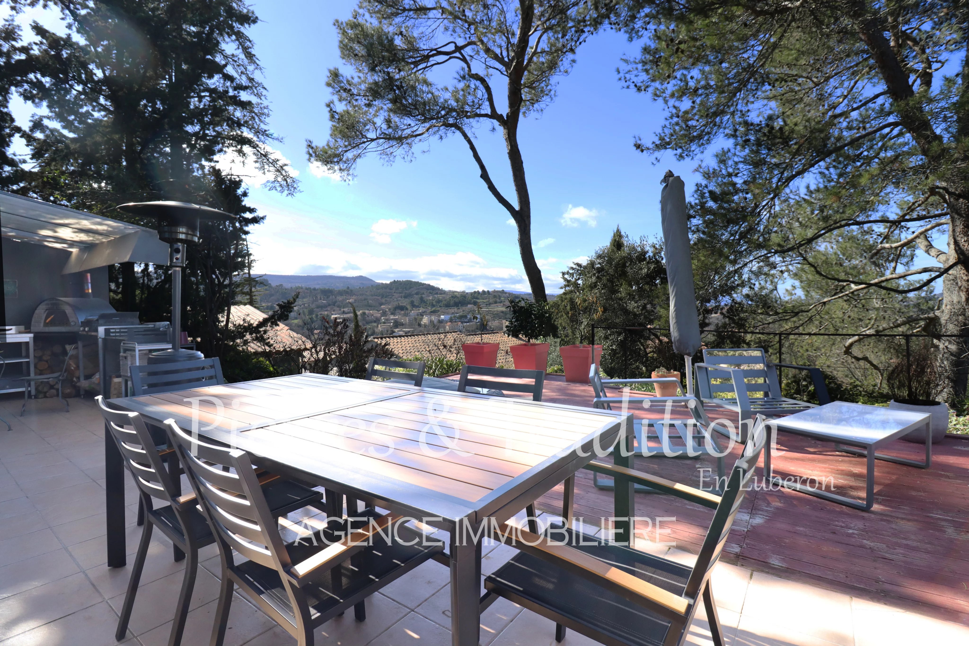 Agence immobilière de Pierres et Tradition en Luberon Apt