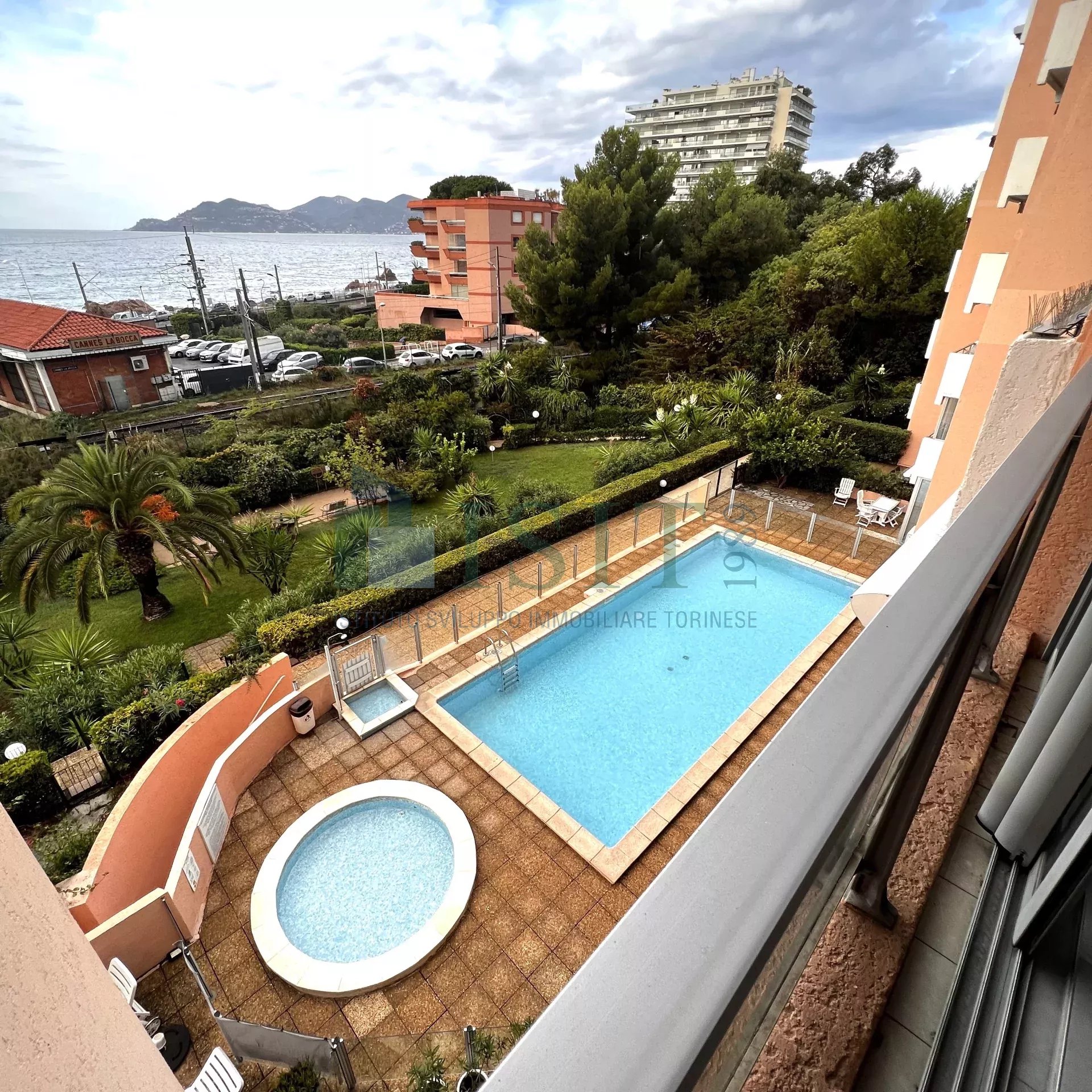 Appartement cosy à Cannes-la-Bocca avec vue imprenable