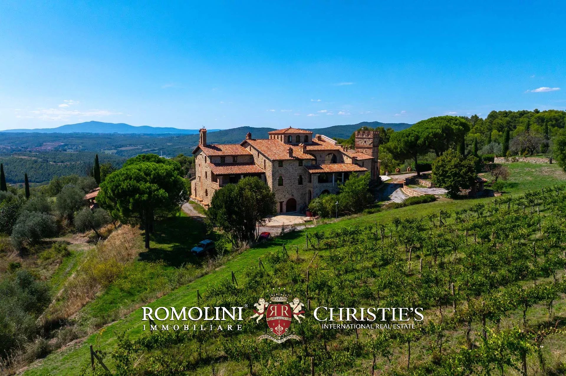 10 Bedroom Villa/Townhouse's Image 29