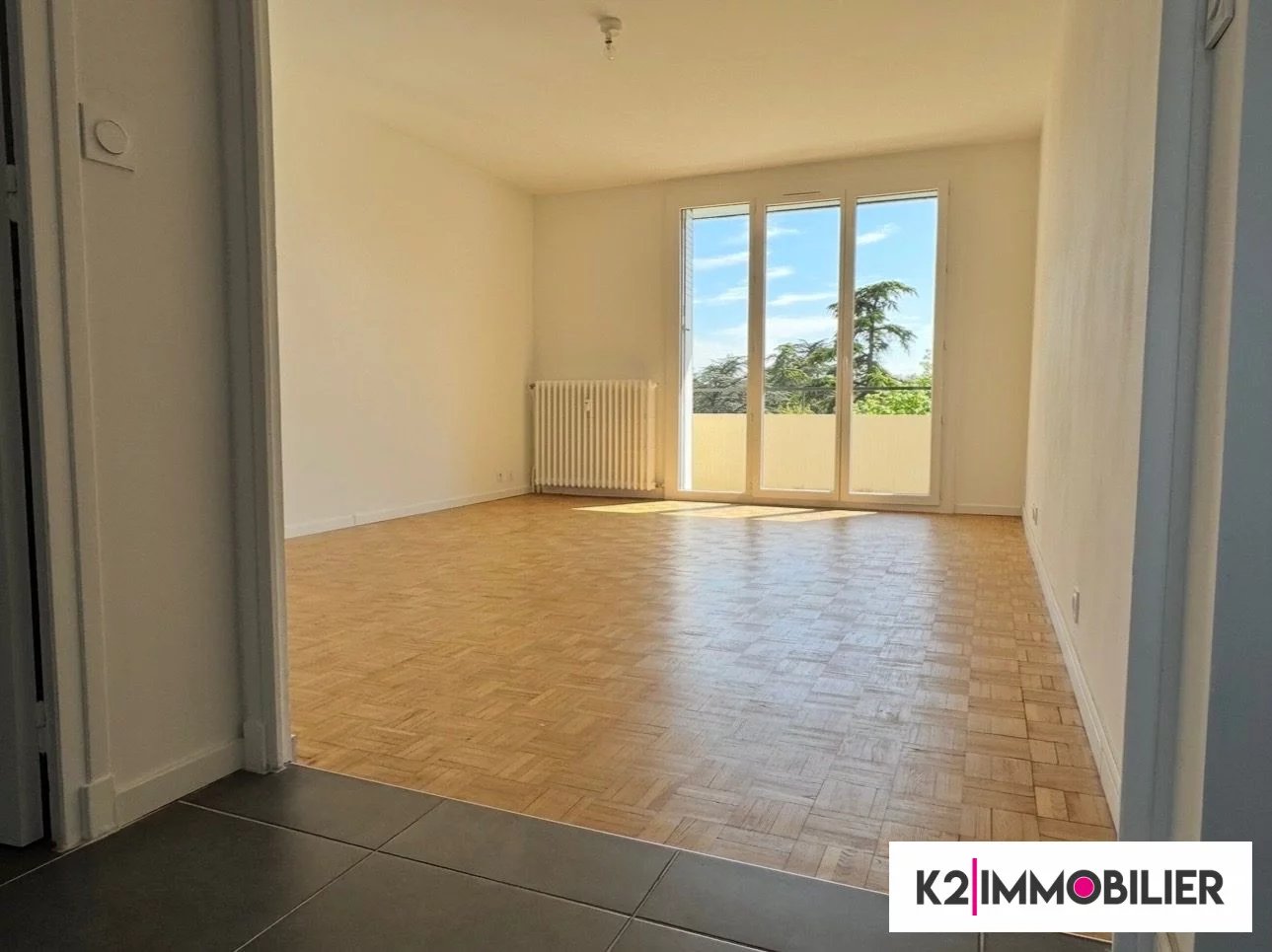 APPARTEMENT 64 M² REFAIT 2 CHAMBRES