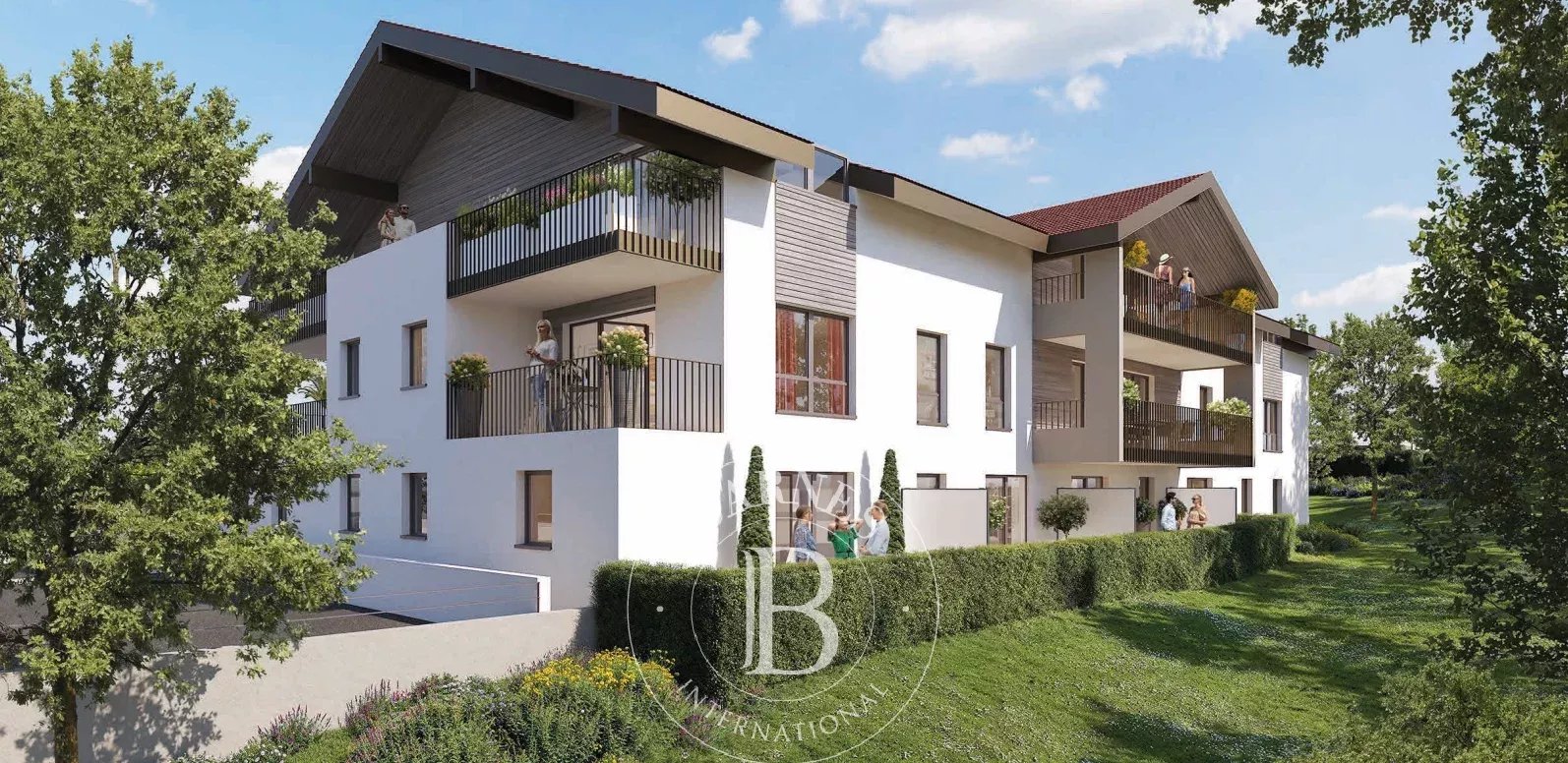 APPARTEMENT  5 PIECES EN DERNIER ETAGE