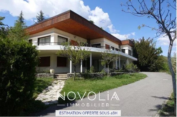 Achat Appartement Surface de 323 m/ Total carrez : 323 m, 12 pices, Embrun (05200)