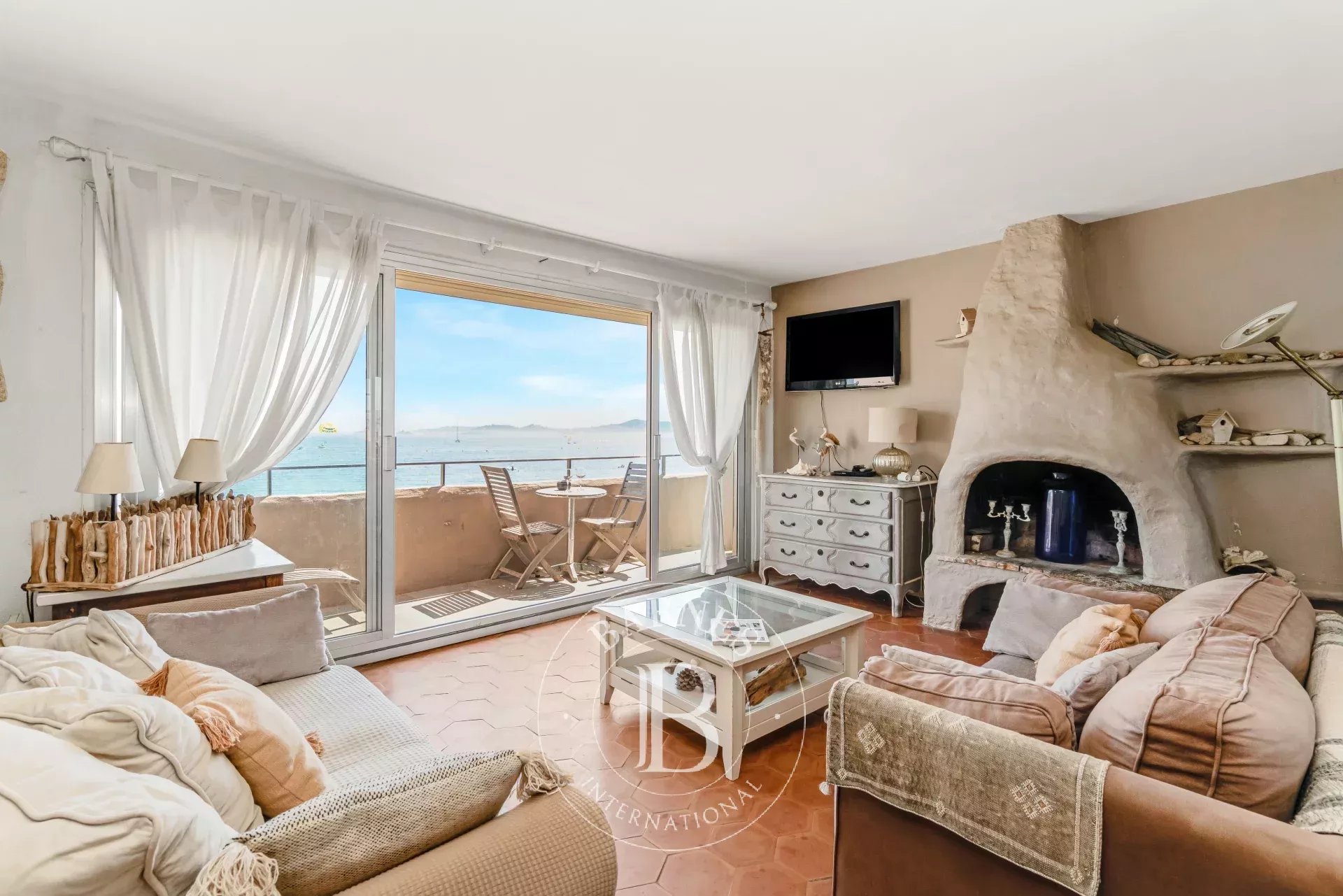 Daire Grimaud - picture 10