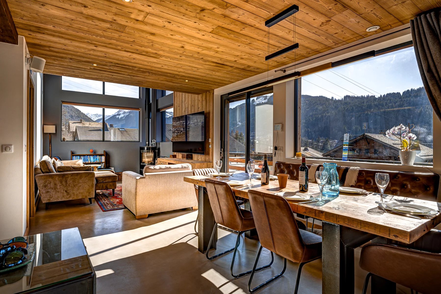 Photo of MORZINE - Modern 6 bedroom chalet in Montriond