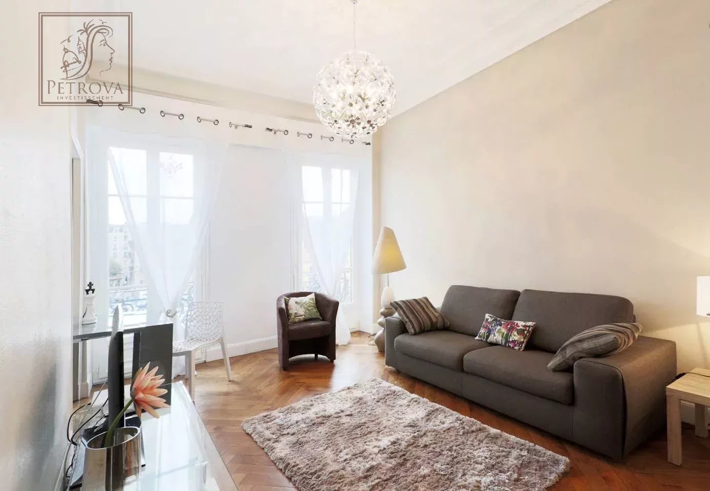 Agence immobilière de 