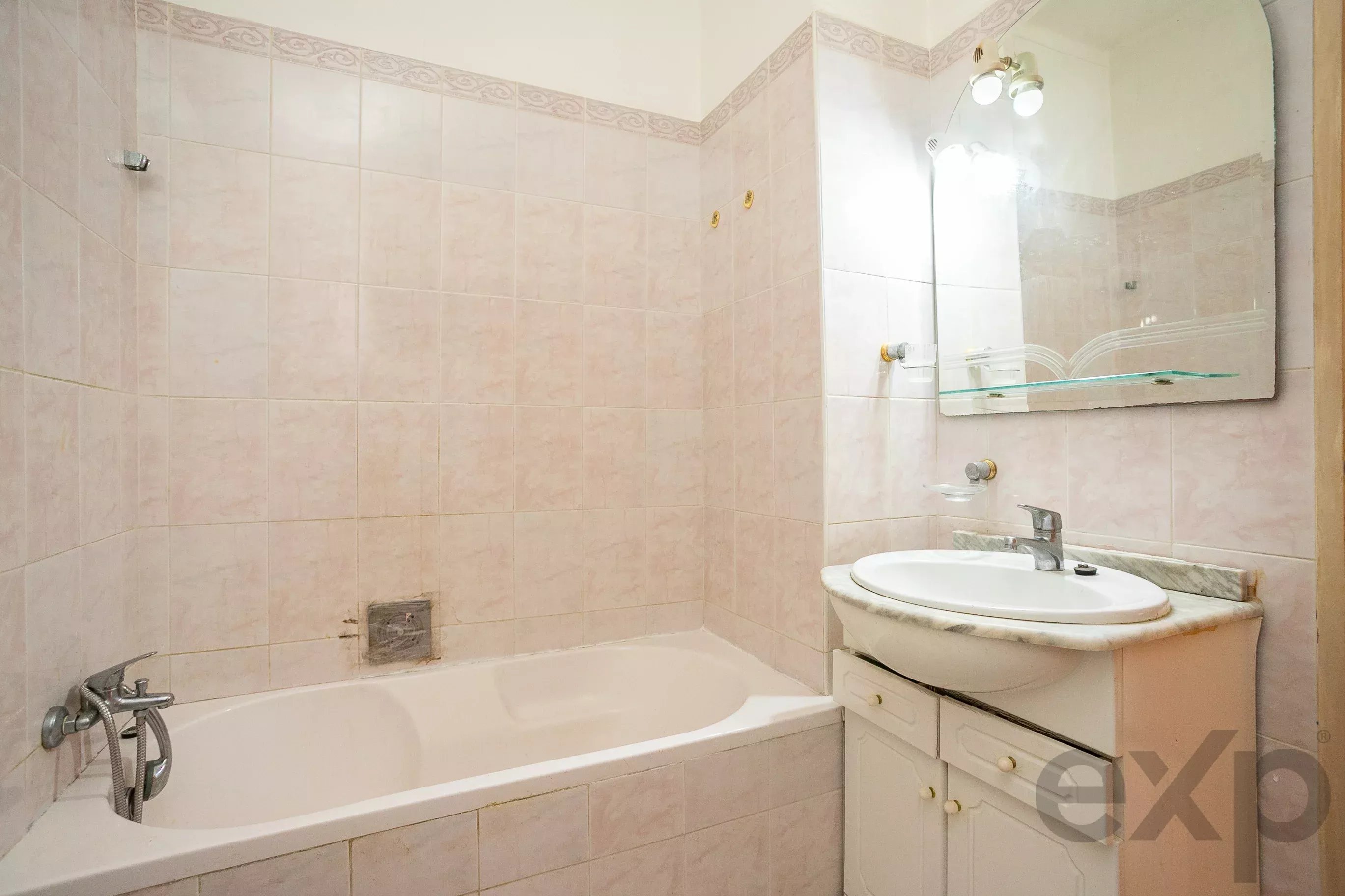 Two-Bedroom Apartment in the Centre of Tavira, in Need of Renovation 87146121 image 26