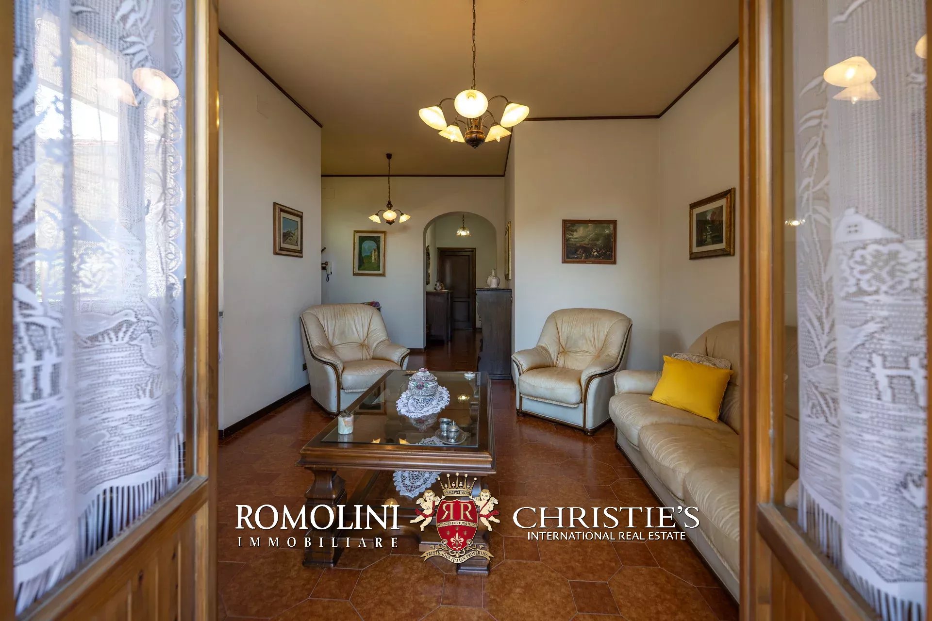 3 Bedroom Villa/Townhouse's Image 28