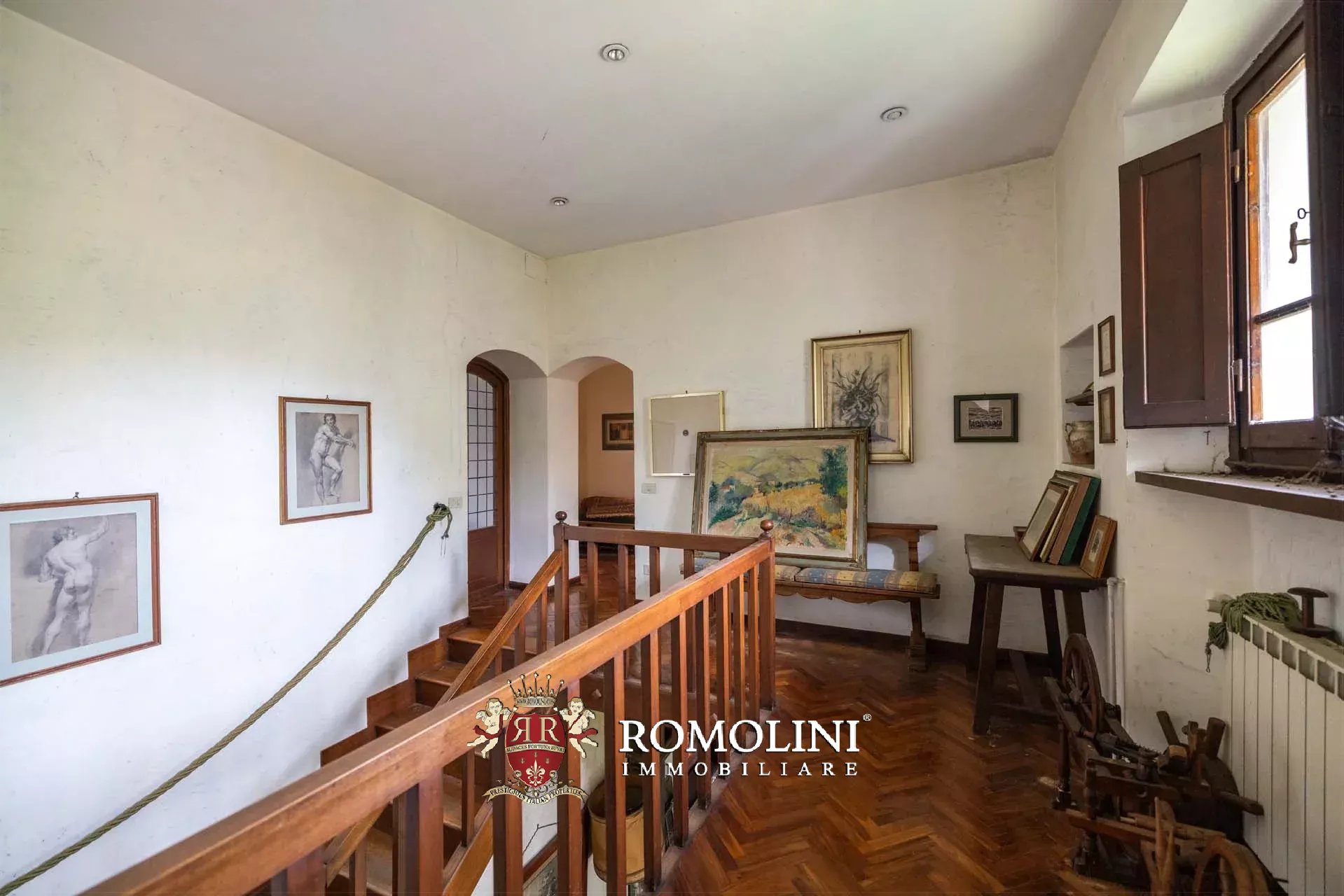 7 Bedroom Villa/Townhouse's Image 38