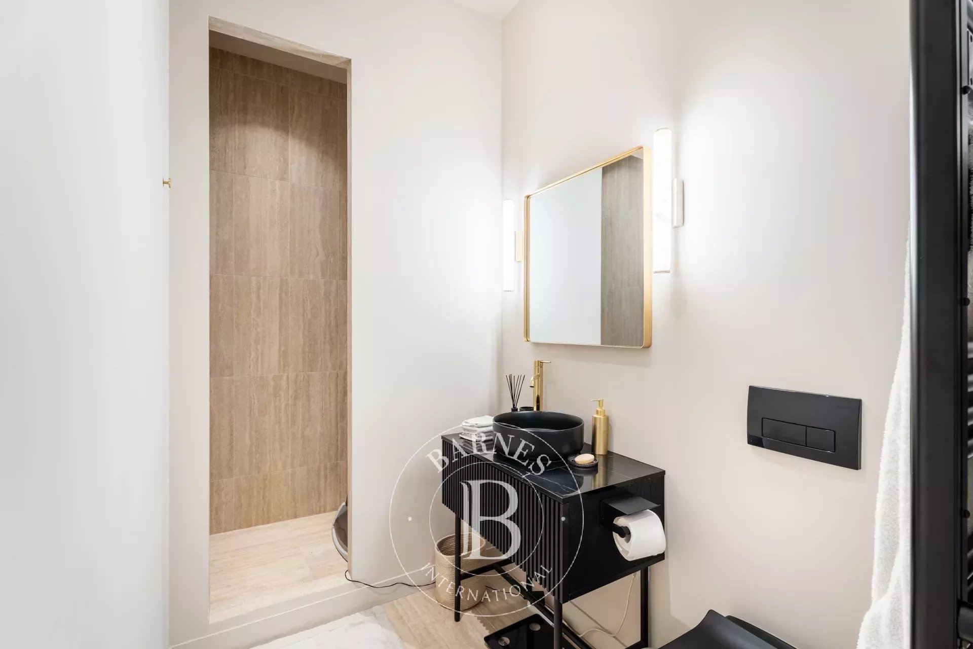 Daire Paris 16ème - picture 17