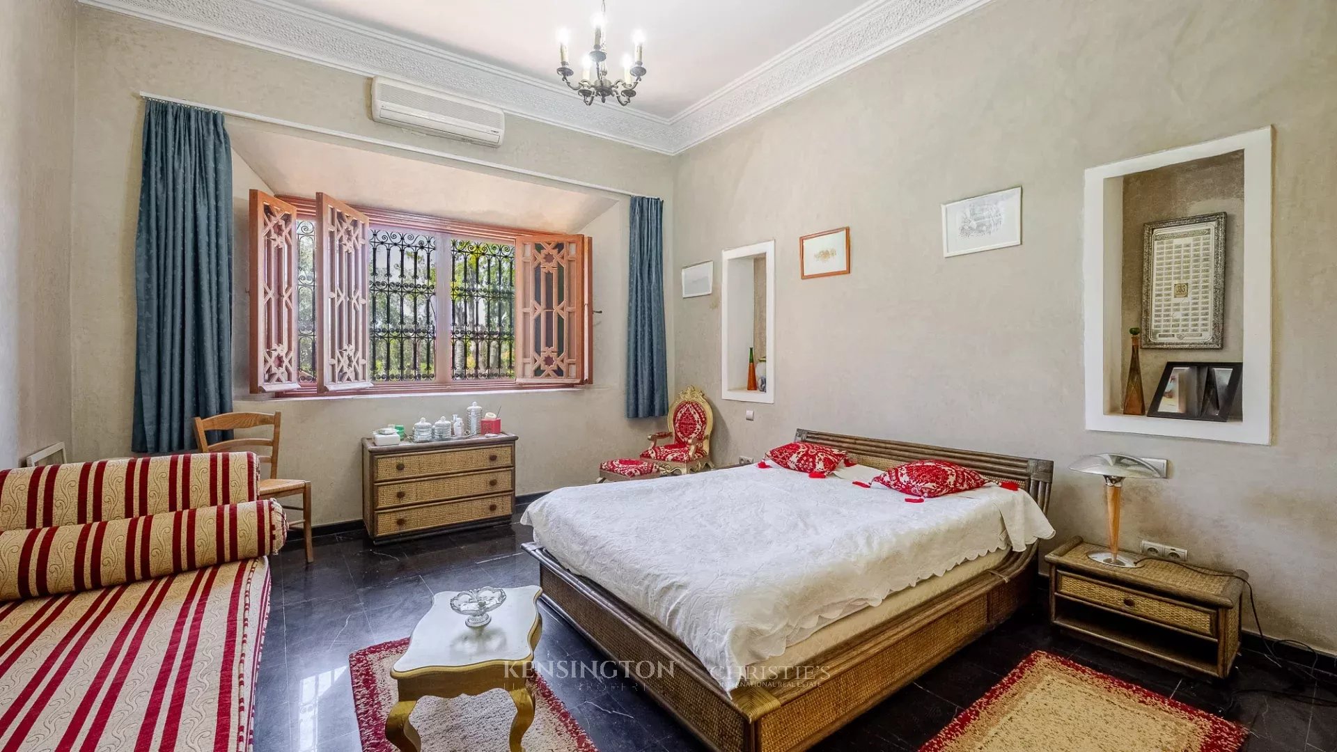 4 Bedroom Villa/Townhouse's Image 13