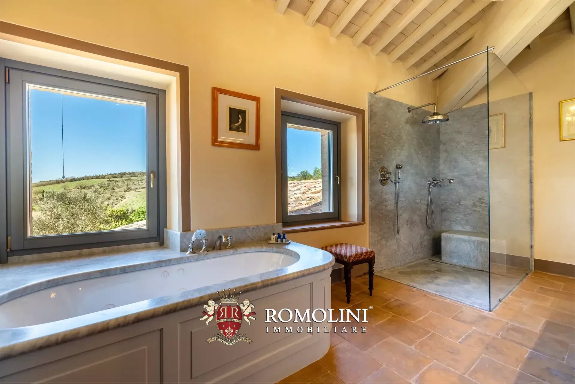 6 Bedroom Villa/Townhouse's Image 95
