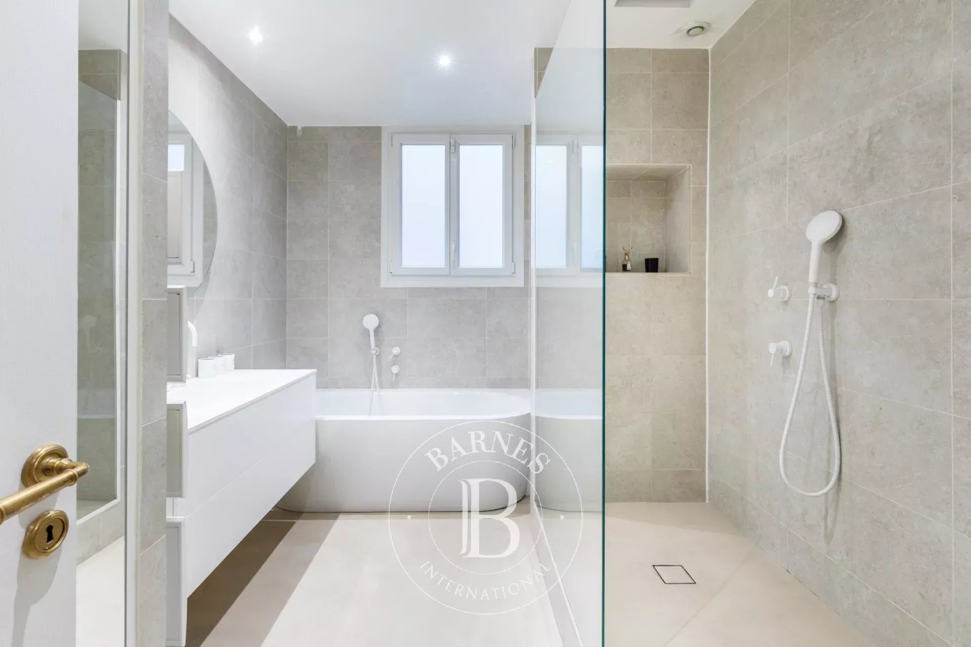 Daire Paris 11ème - picture 8