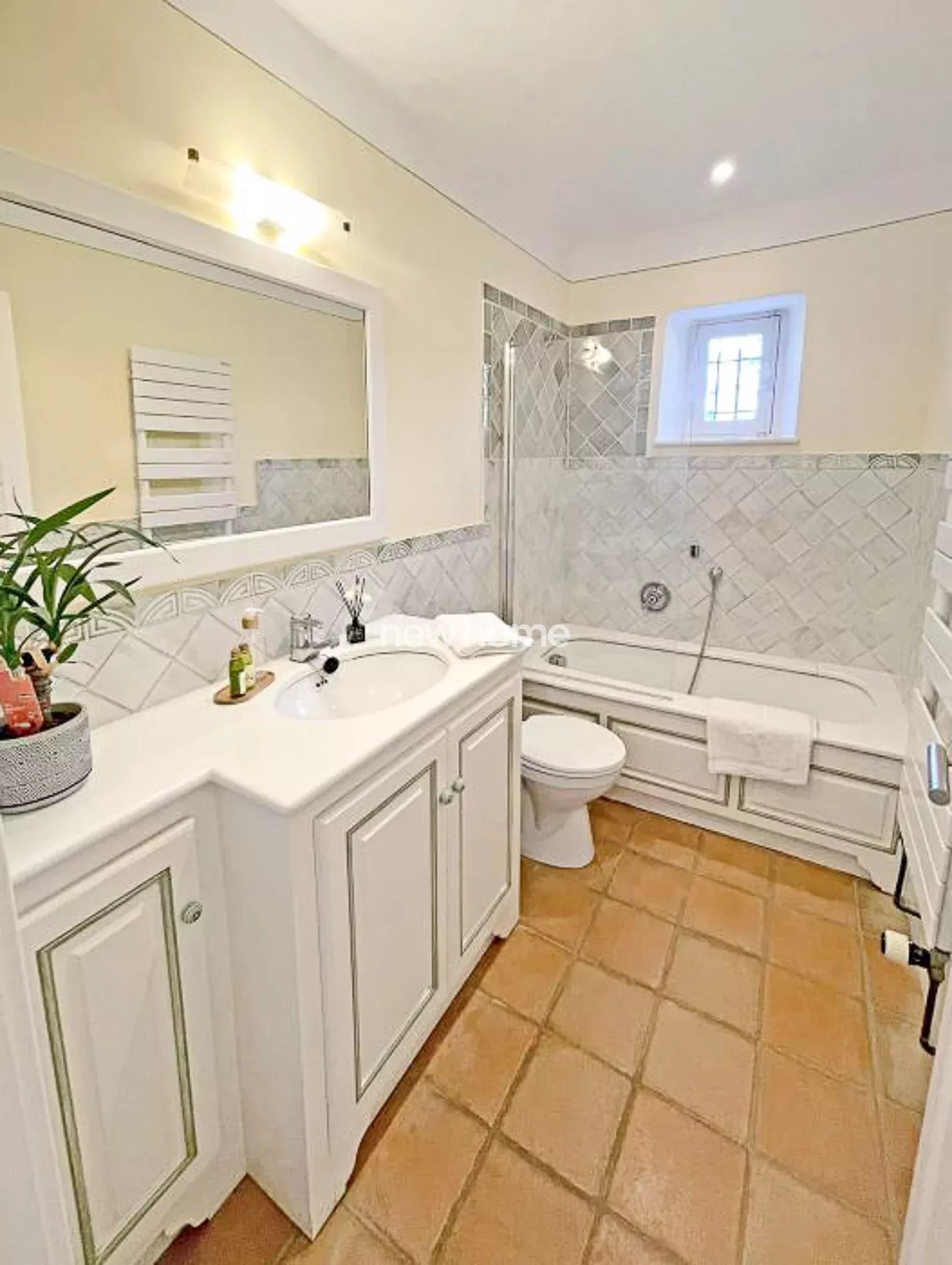 Demeure d'exception à Salernes : 7 chambres, ascenseur et parc de 5 800 m²