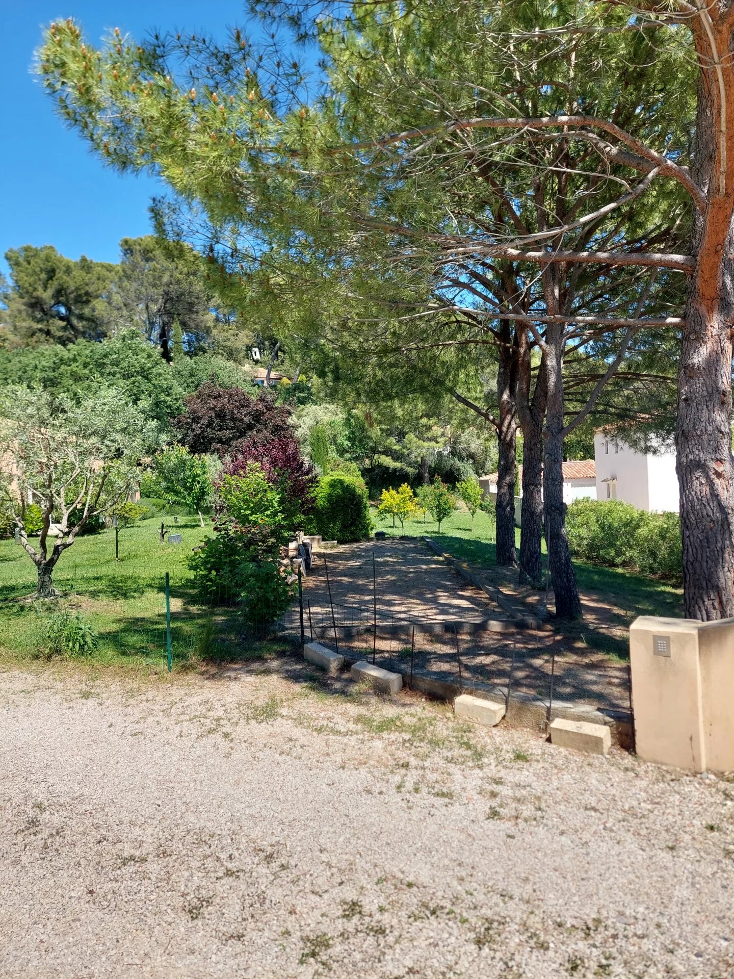 Vente Terrain constructible La Bastidonne