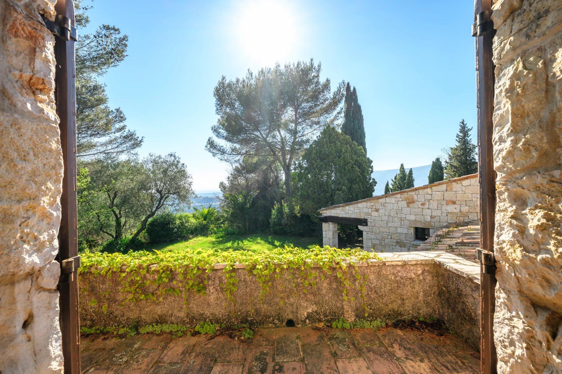 Vend villa 9P 437m2 Hauteur de Nice — photo 4