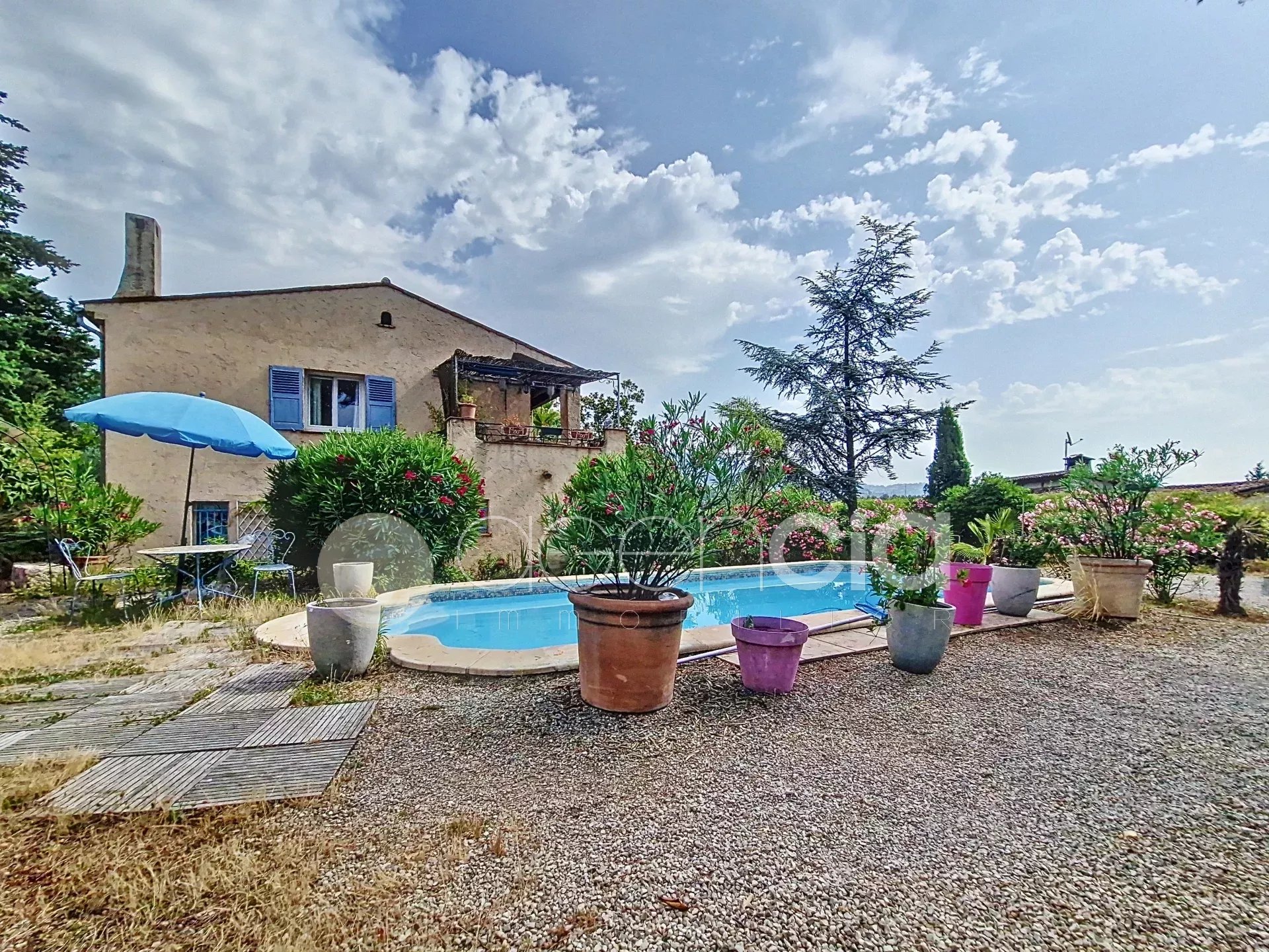 Beautiful villa divided into 2 apartments in PEYMEINADE