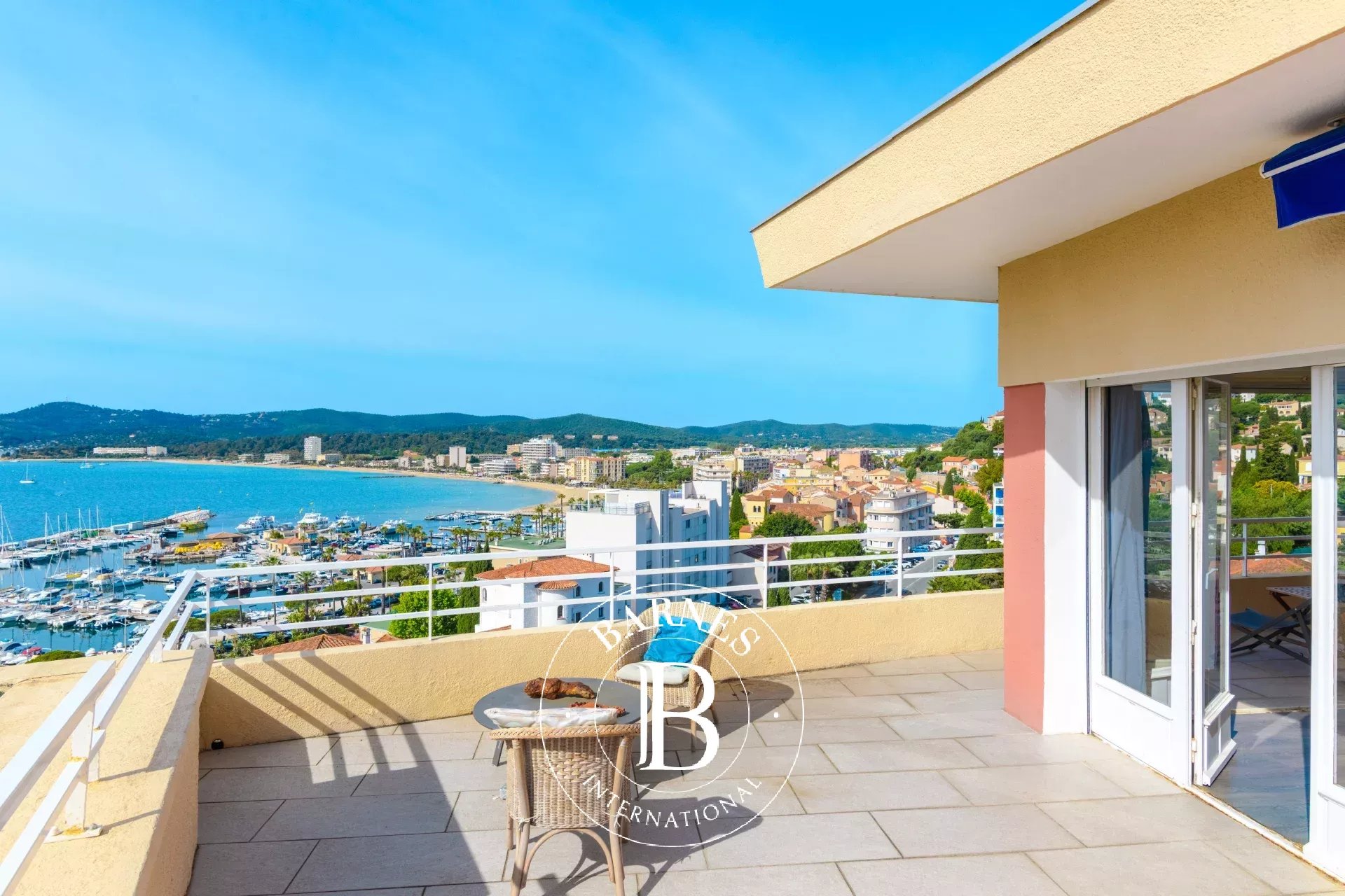 Appartement Le Lavandou  -  ref 86993856 (picture 2)