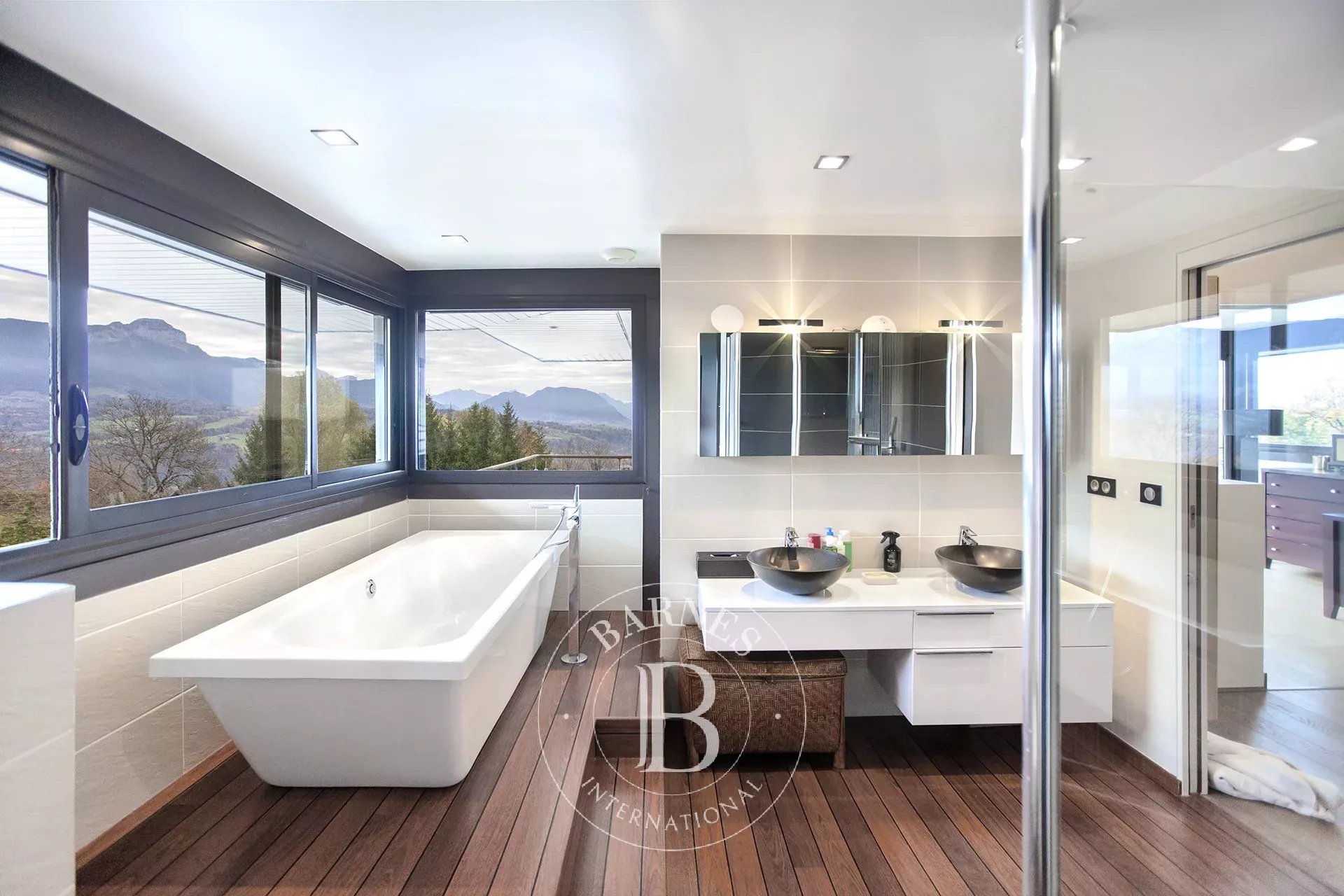 Ev Saint-Martin-Bellevue - picture 4