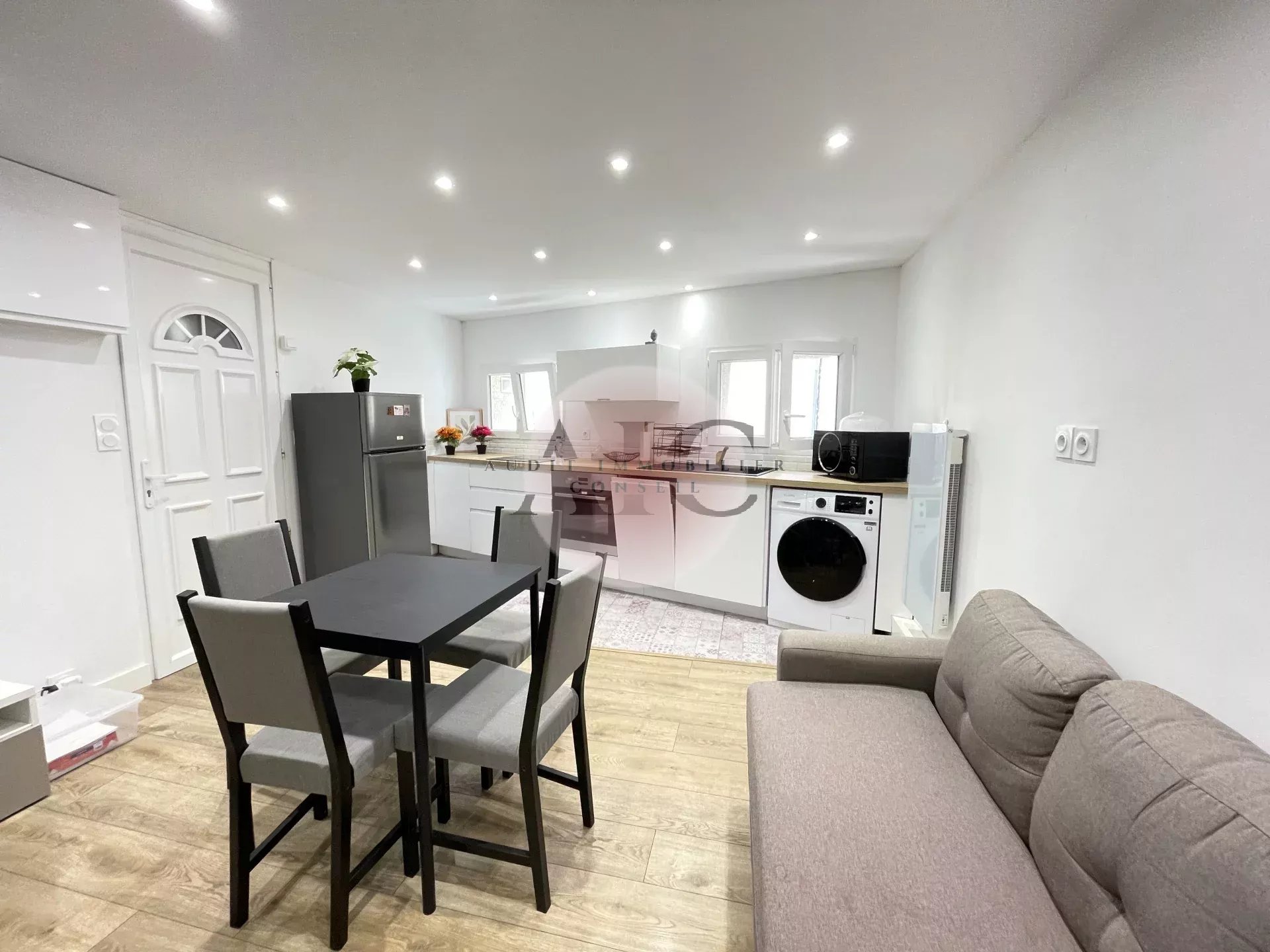 Agence immobilière de 