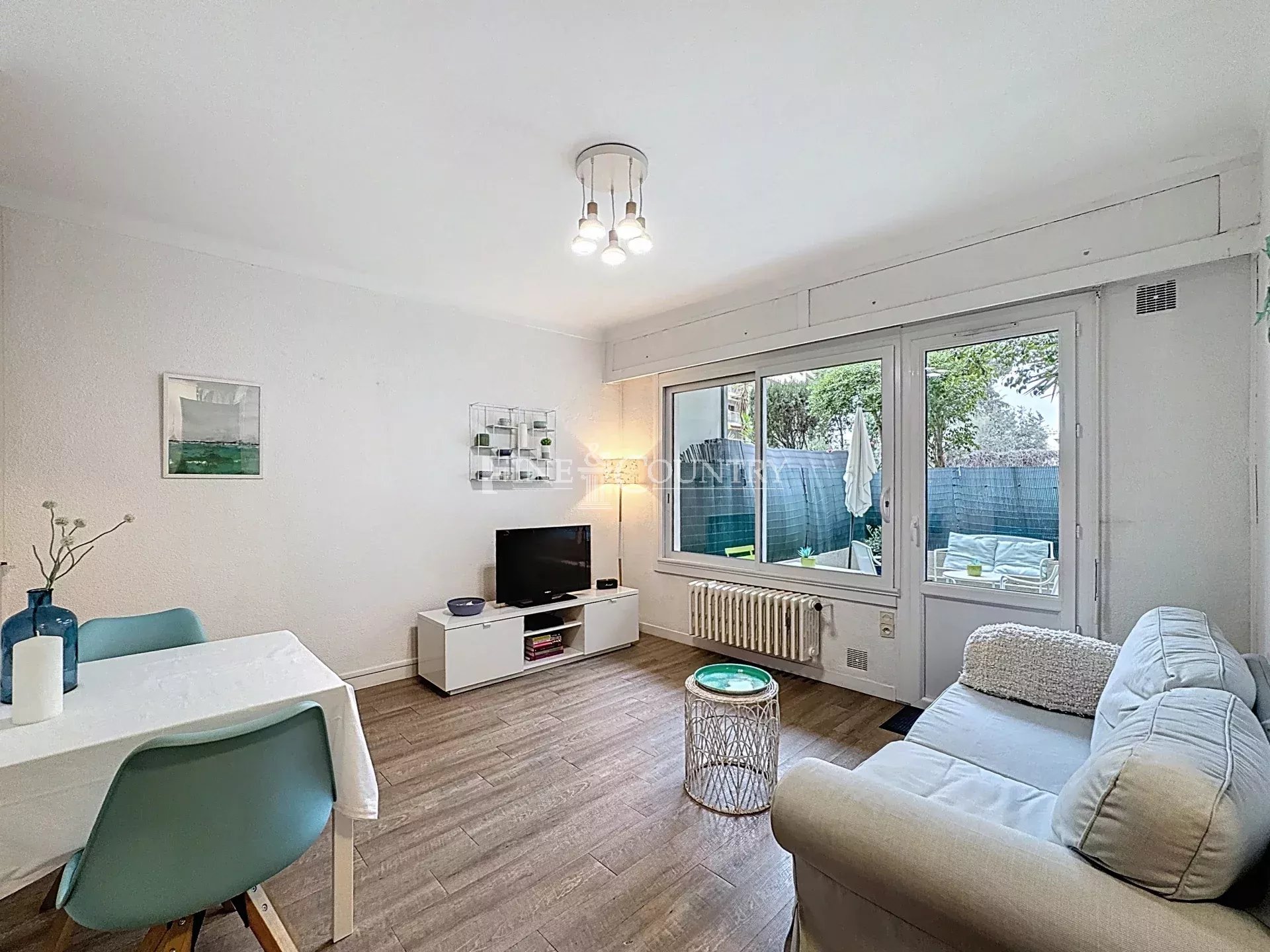 Photo of Apartment for Sale in Cannes walking Distance to La Croisette with Spacious Terrace