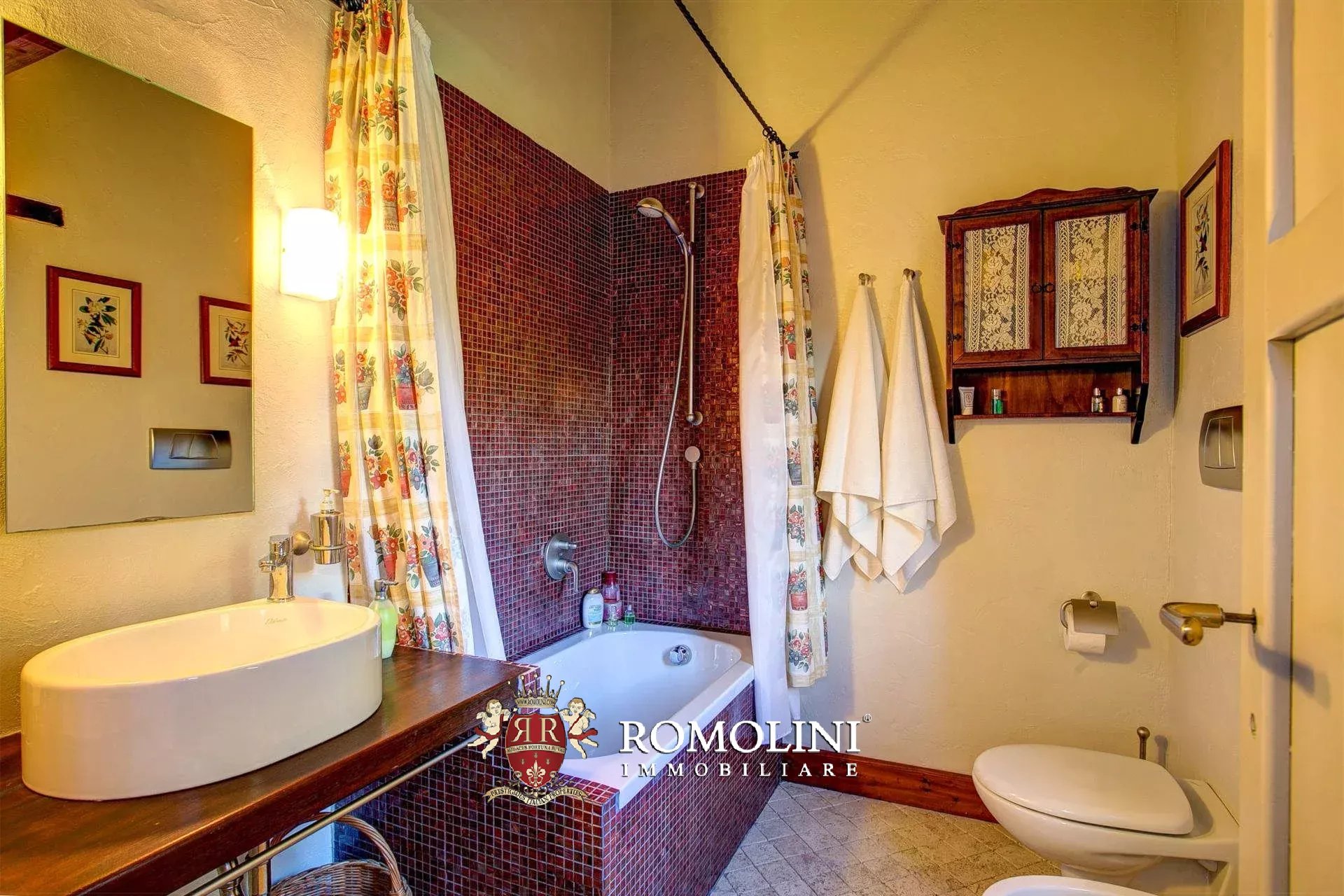 5 Bedroom Villa/Townhouse's Image 36