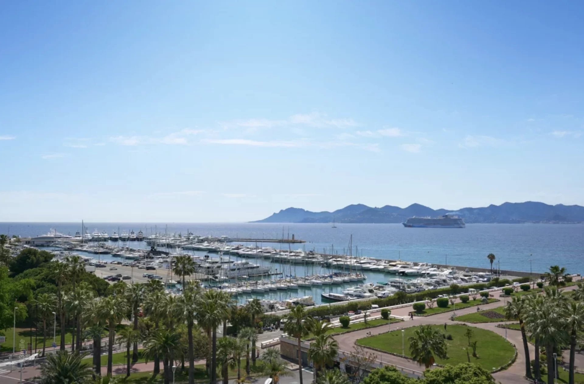Cannes Croisette - Appartement 4 chambres - vue mer