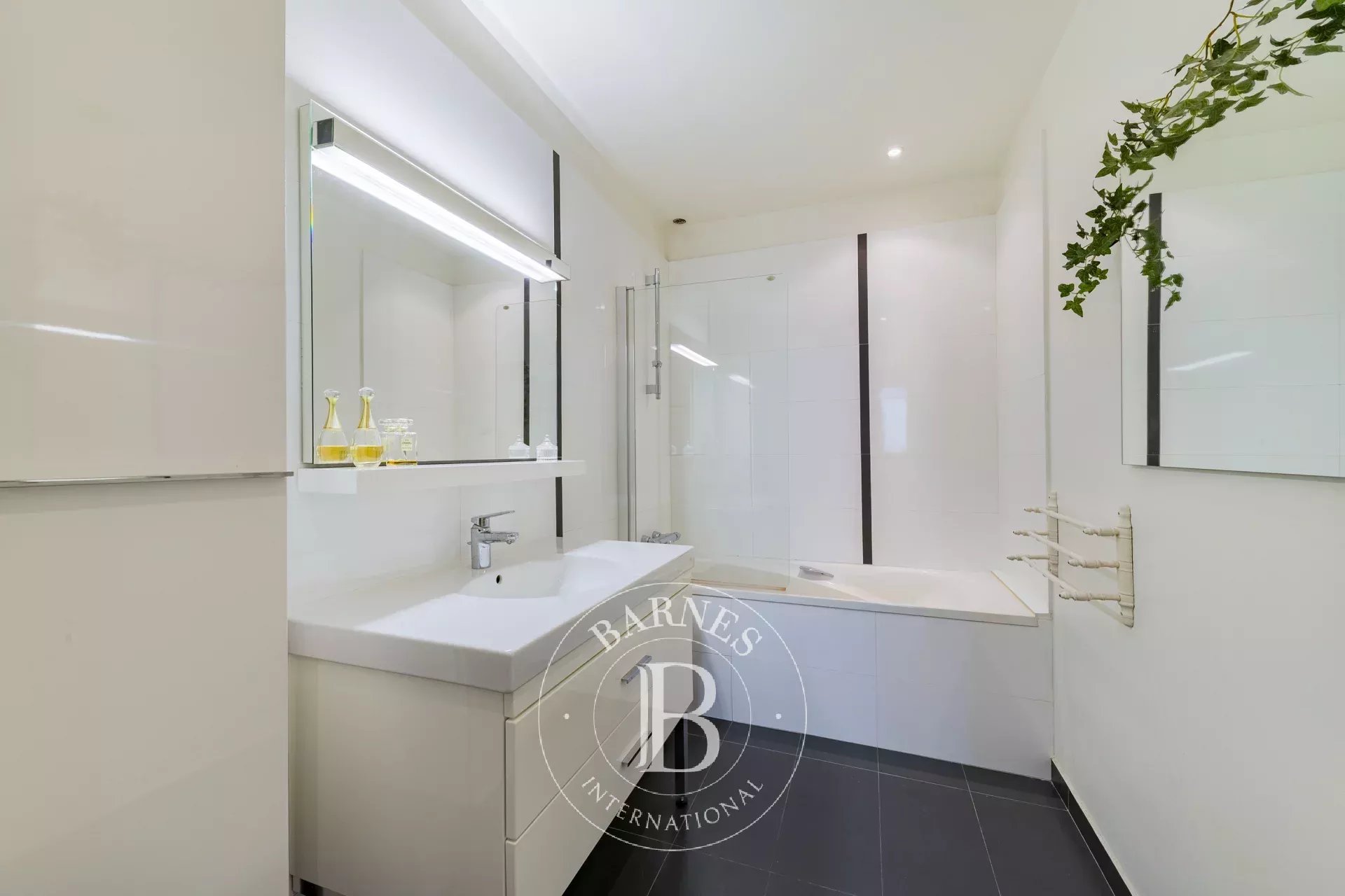 Daire Paris 16ème - picture 11