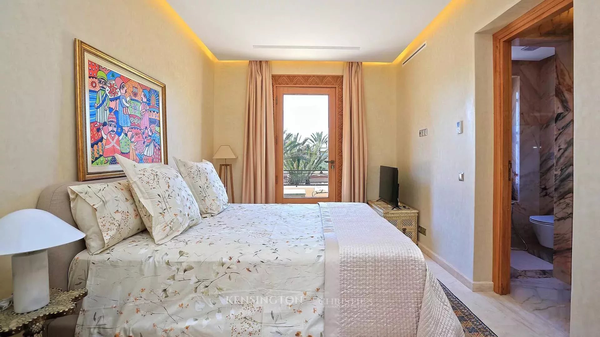 10 Bedroom Villa/Townhouse's Image 48