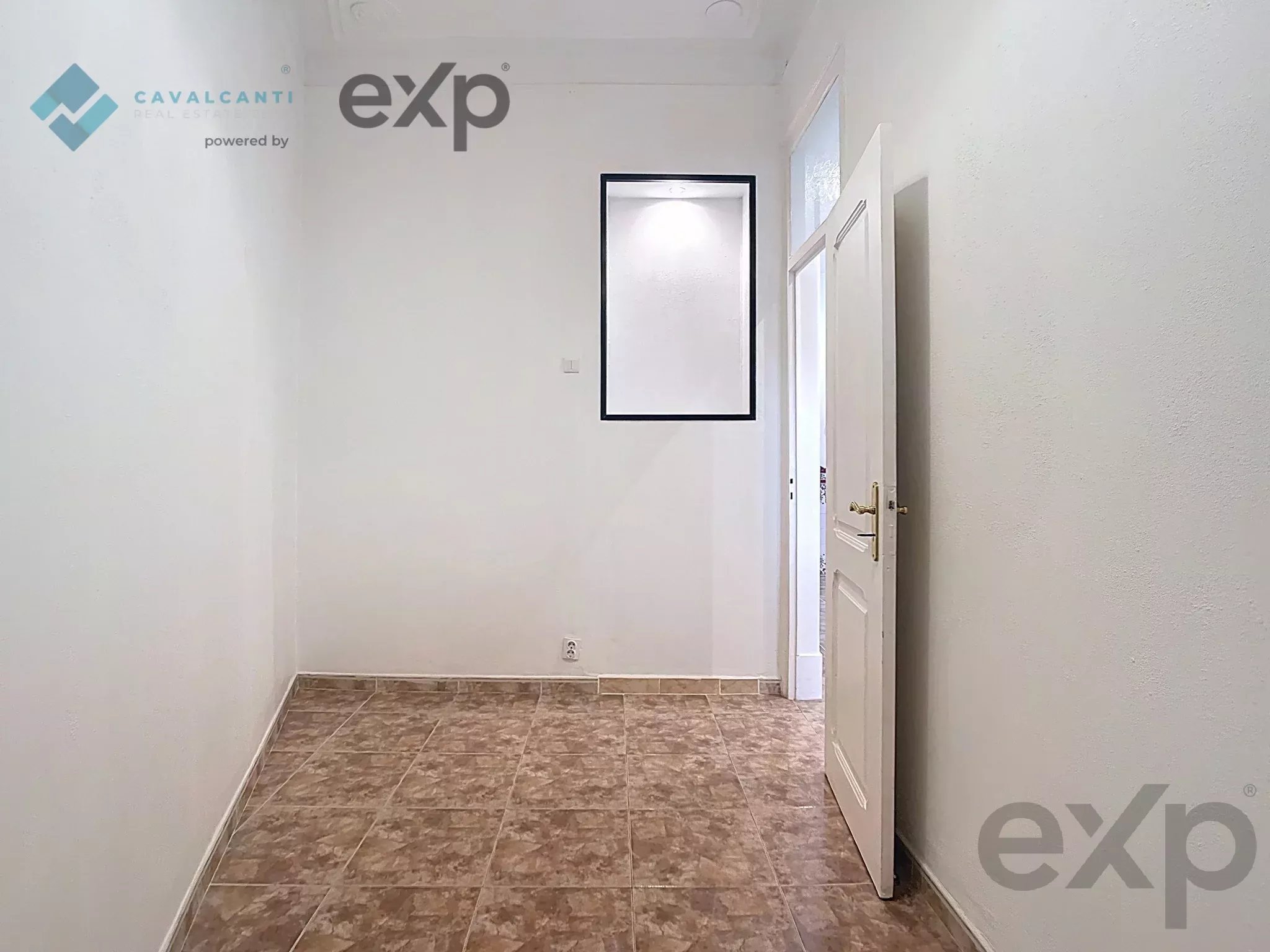 T1 + 1 in Campolide, Lisbon charm and quality of life near the Amoreiras 86914849 image 17