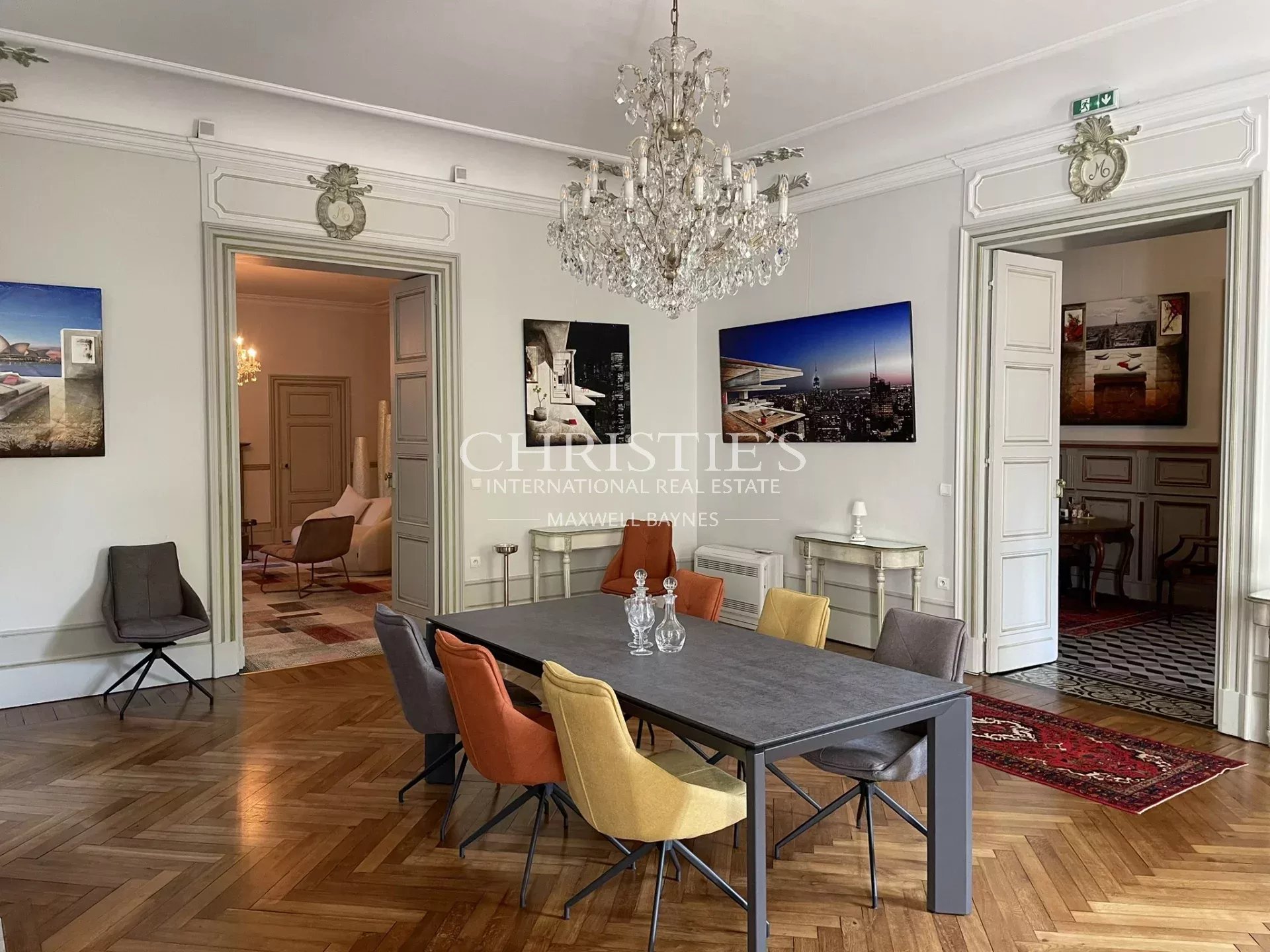 9 Bedroom Villa/Townhouse's Image 6