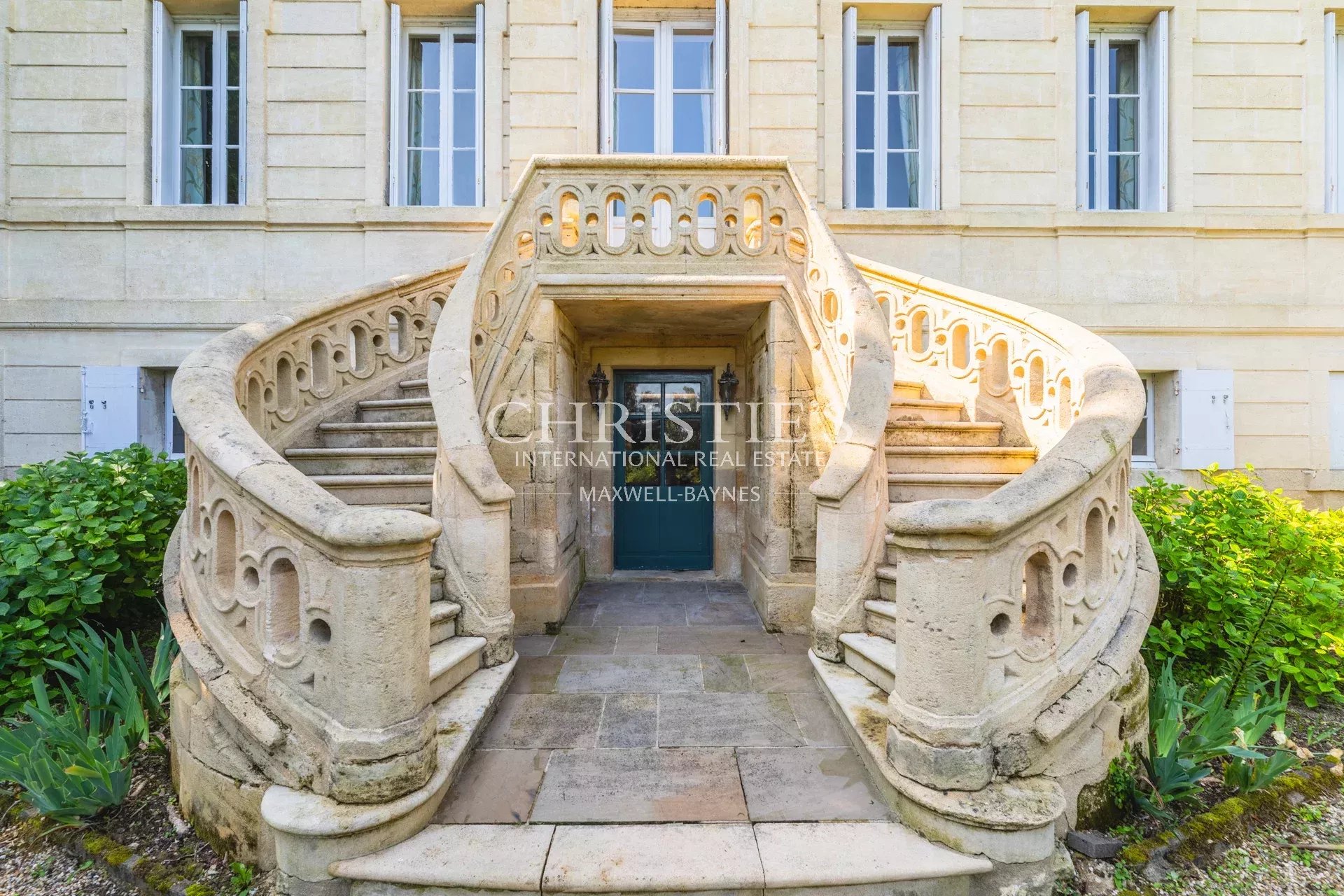 7 Bedroom Chateau's Image 10