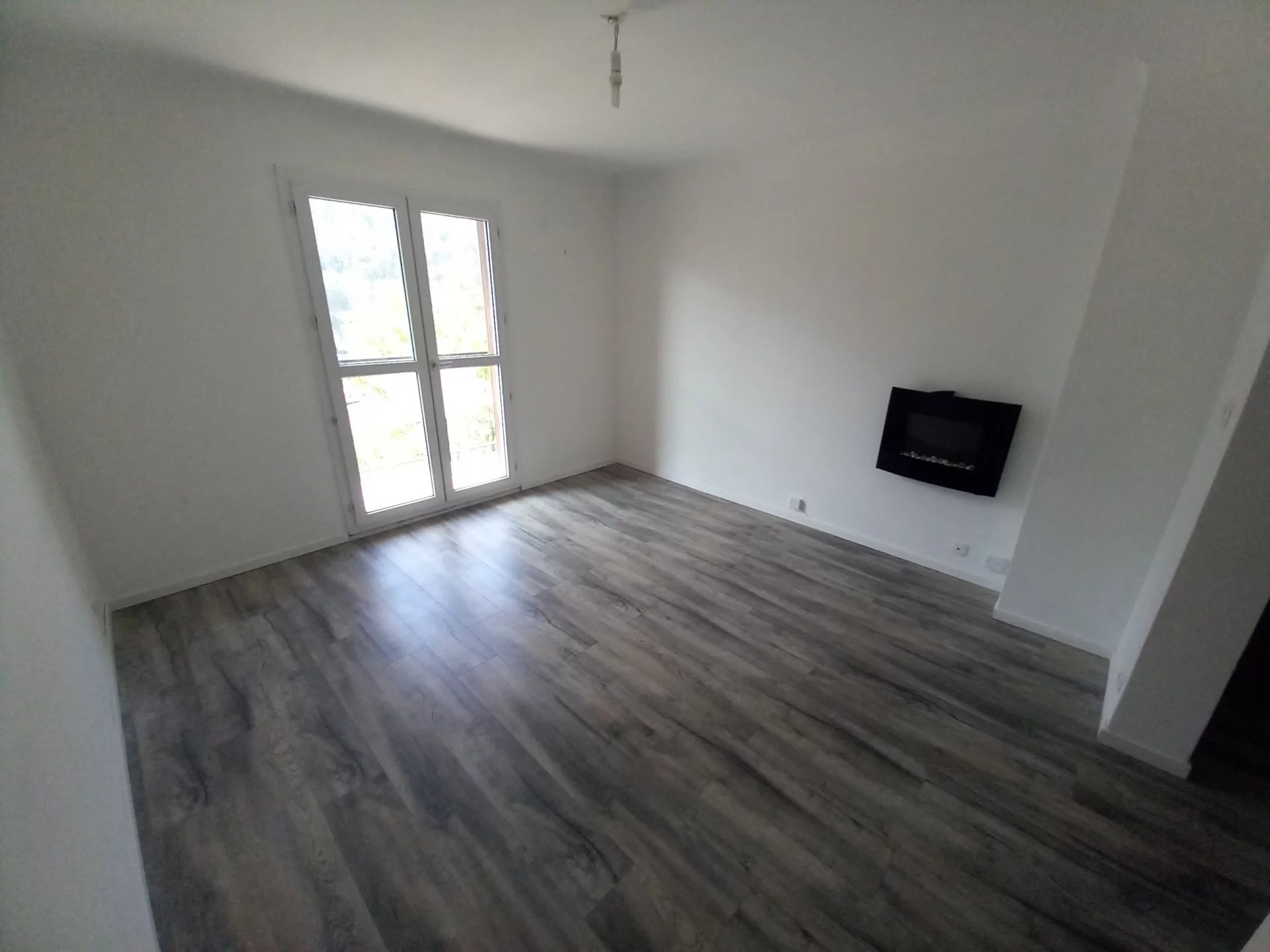 Appartement 2p de 40m² + balcon + cave