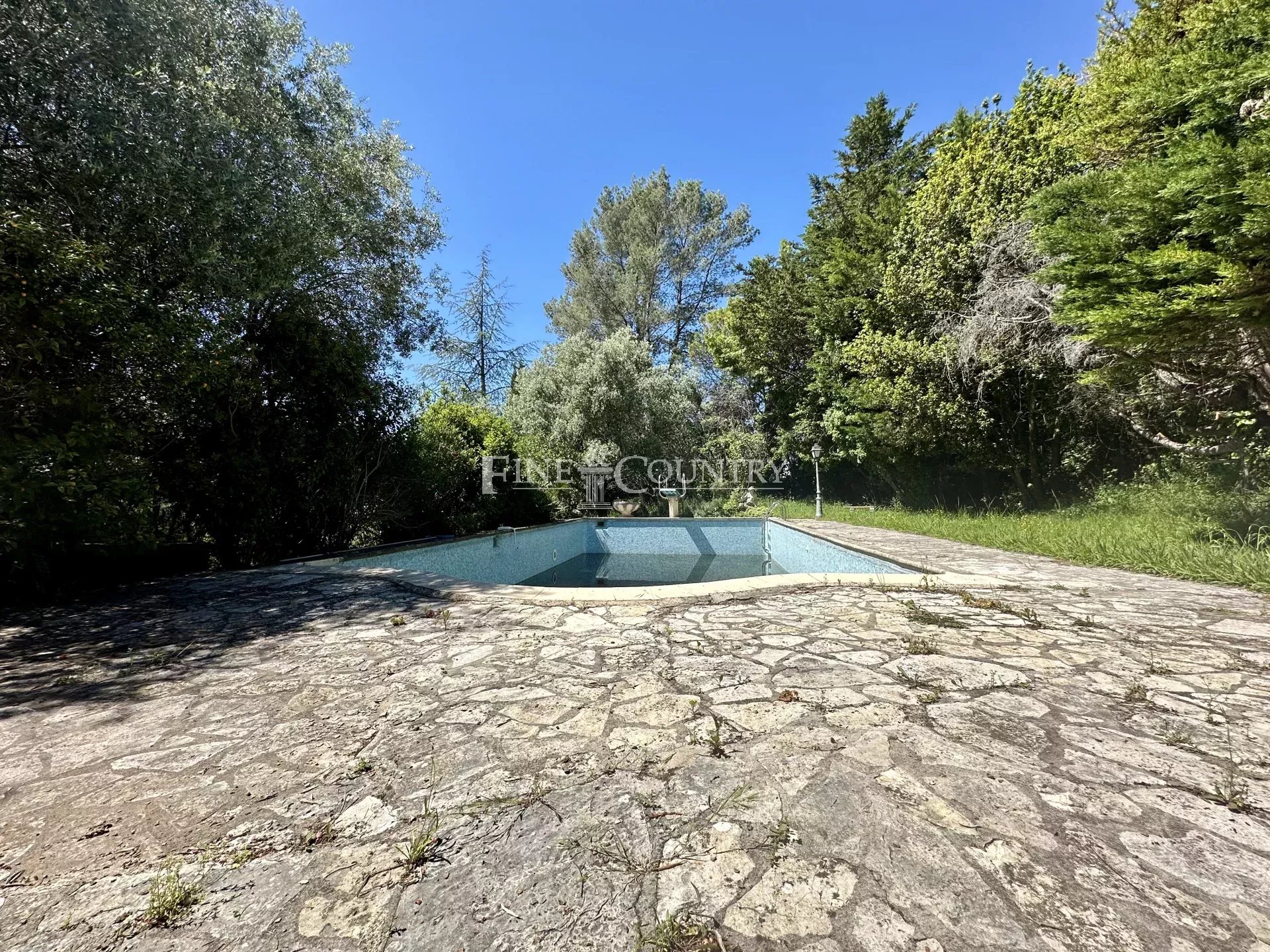 Photo of Village house to renovate for sale La Colle sur Loup