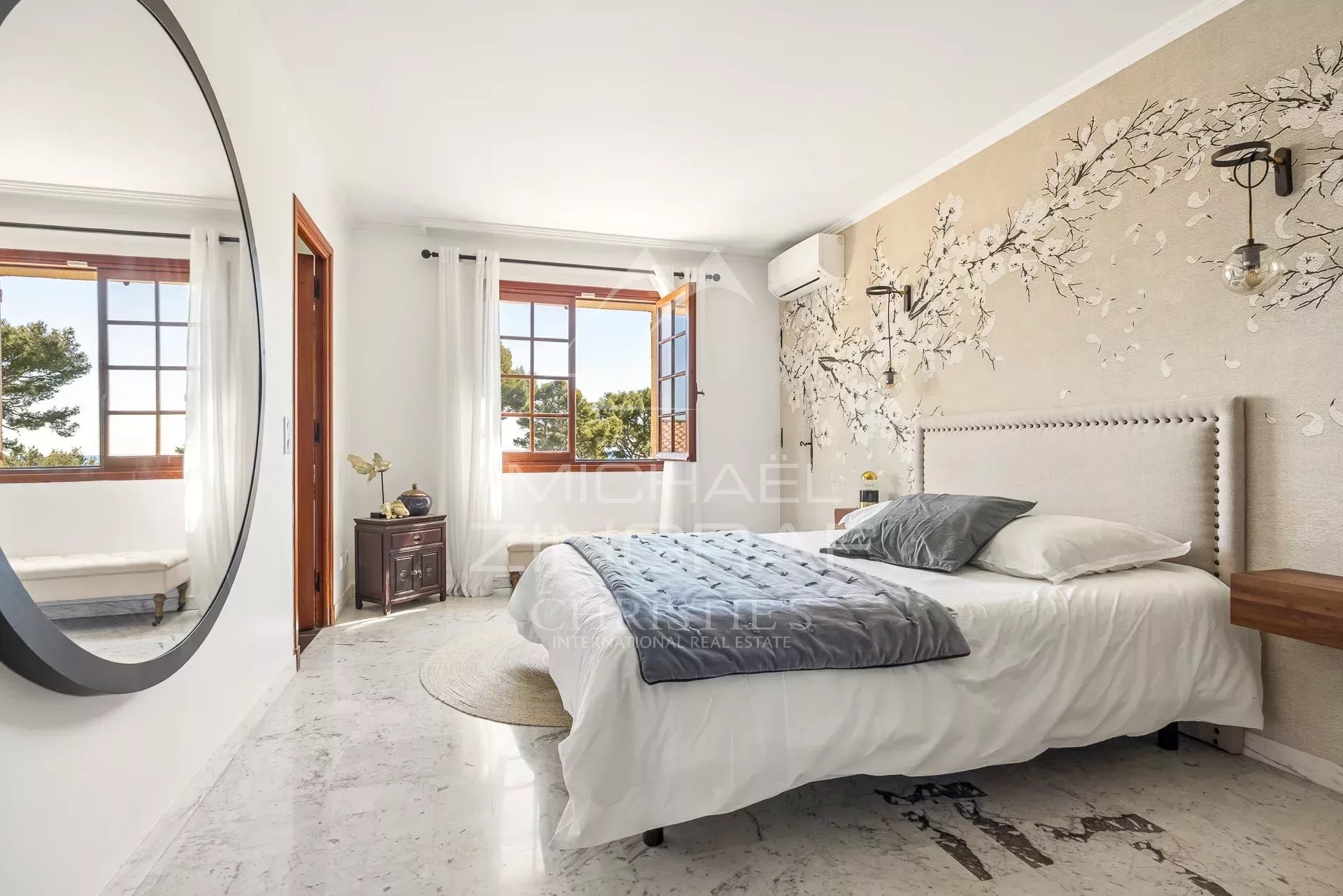 4 Bedroom Villa/Townhouse's Image 8