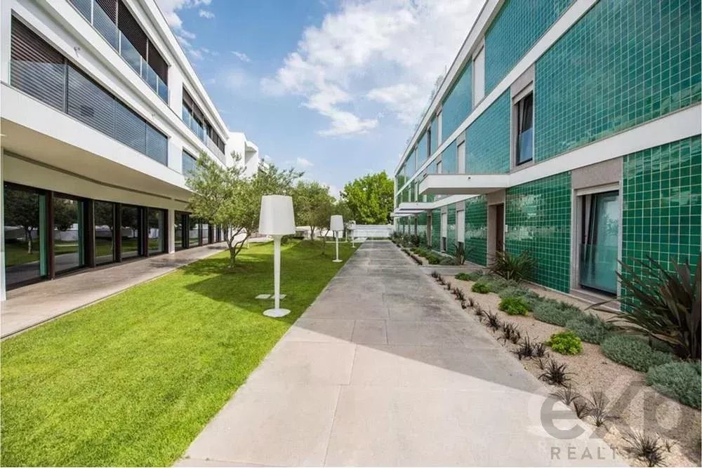 5 bedroom private condominium swimming pool parking lots 85506123 image 3