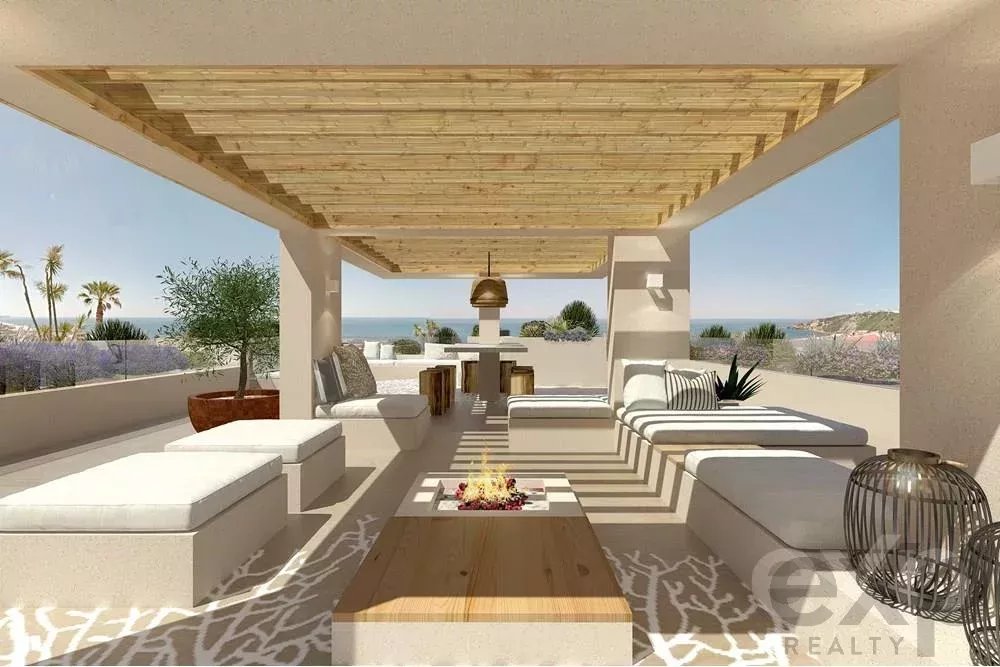 Invest in Paradise: Nazaré Canyon 4****